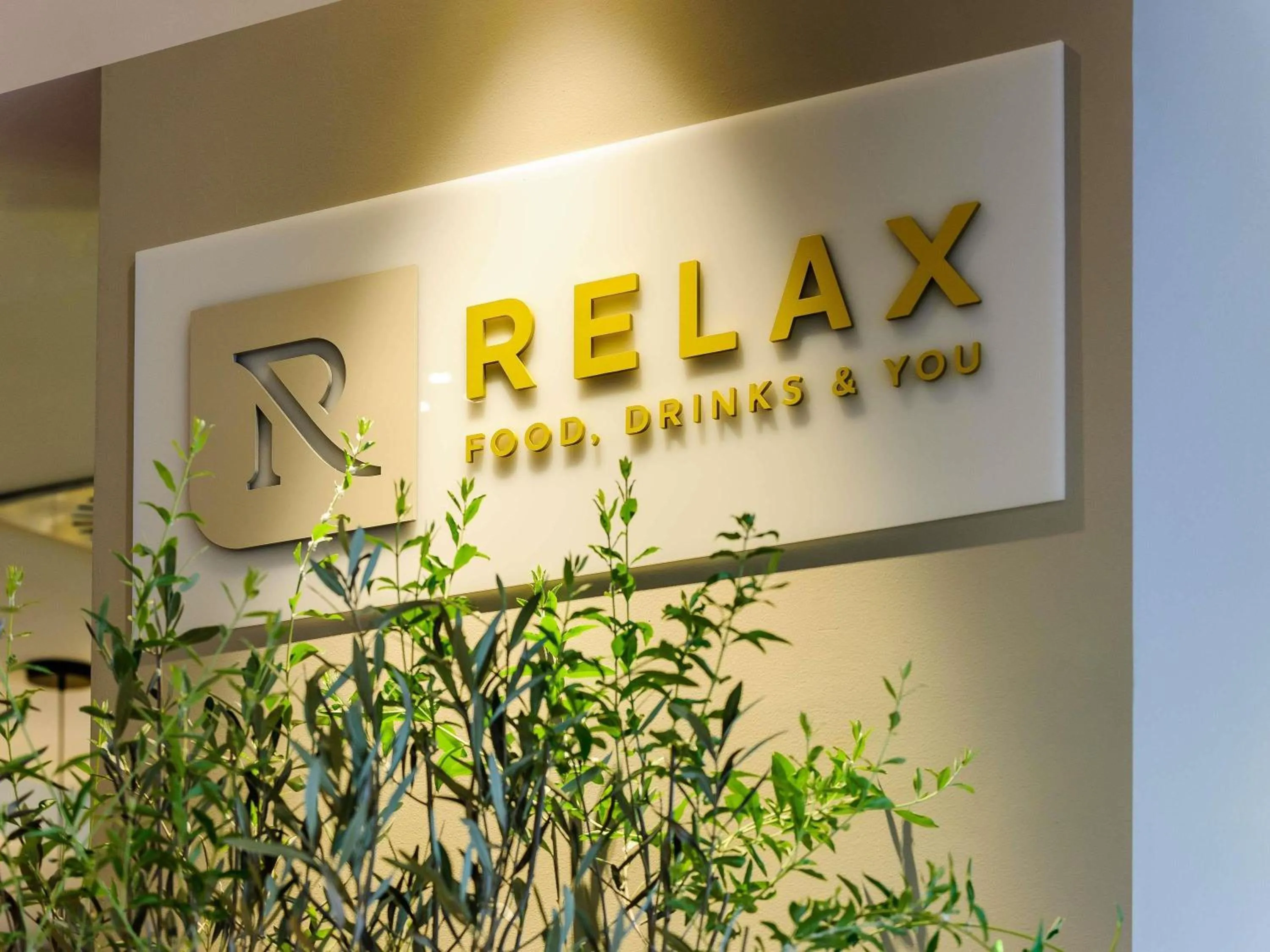 Restaurant/places to eat in Mercure München City Center