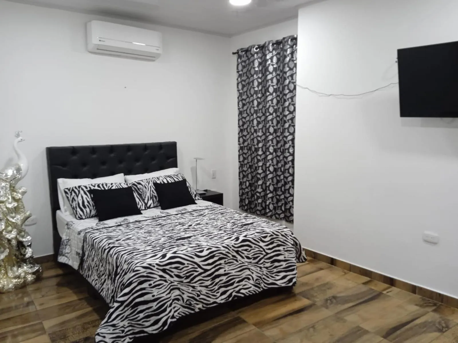 Photo of the whole room, Bed in Hotel Real del Valle