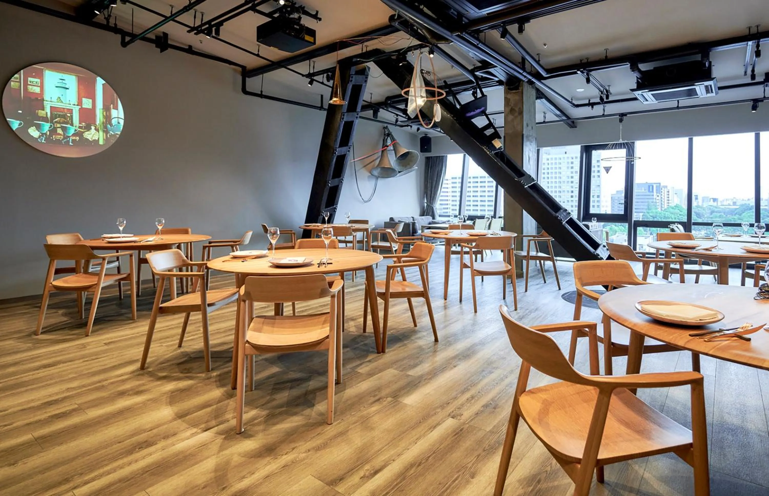 Restaurant/places to eat in The Tower Hotel Nagoya