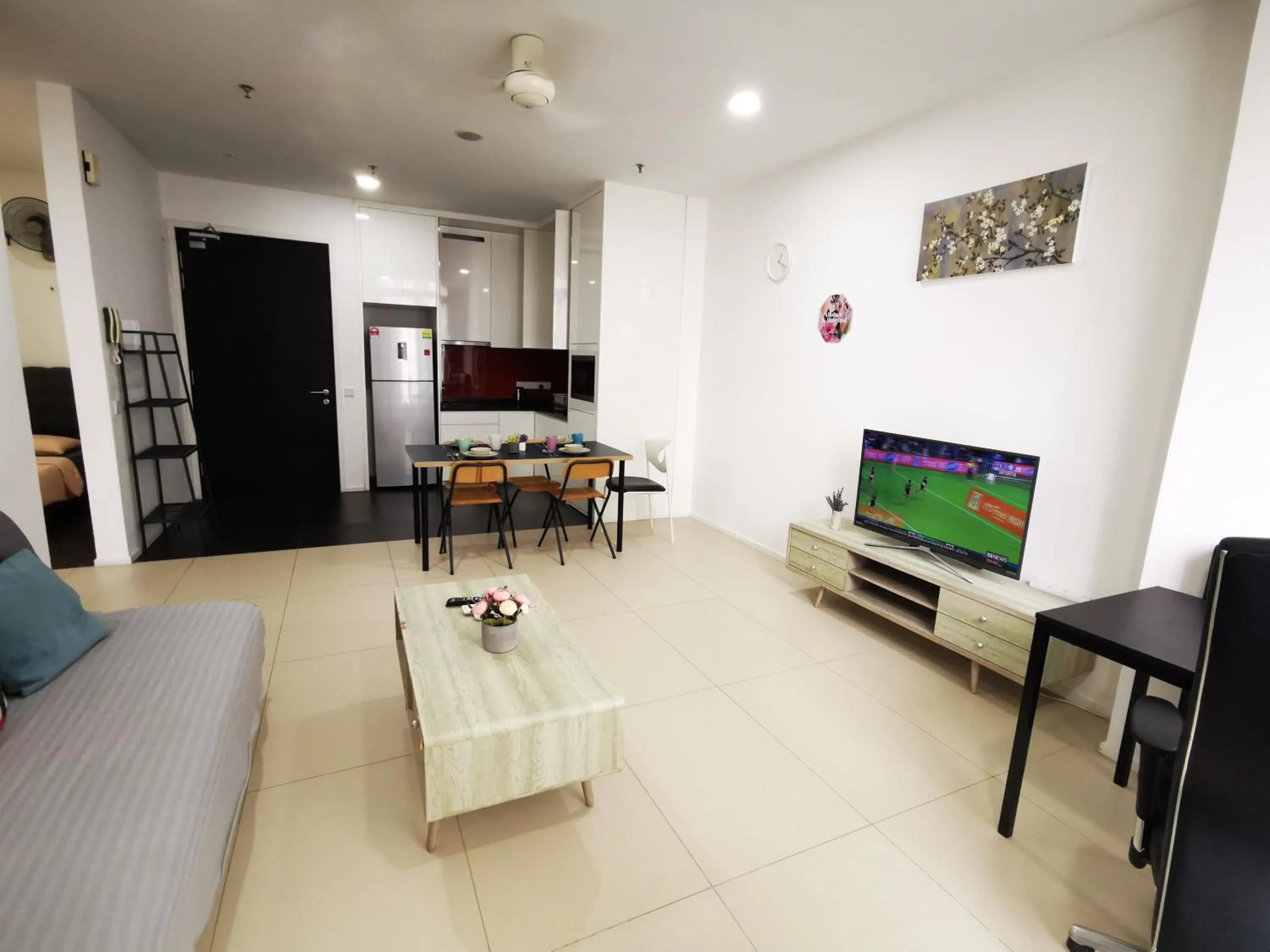 ARCORIS, MONT KIARA by MK HOME