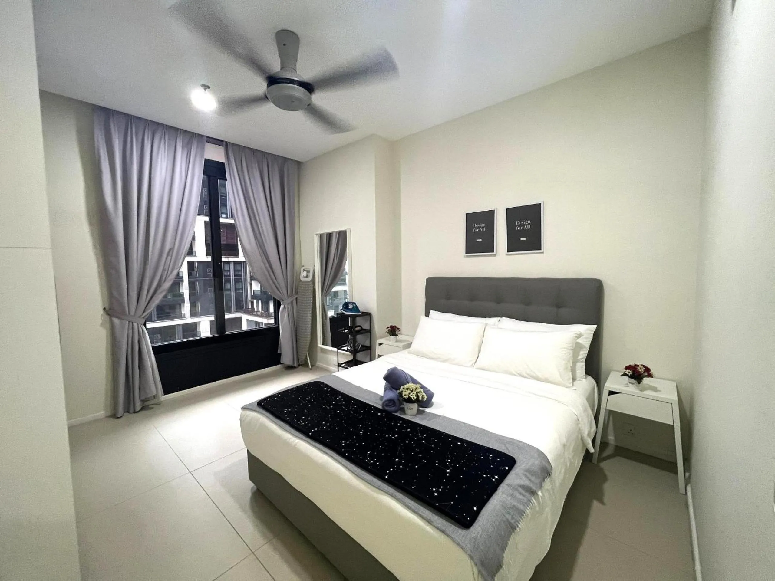 Suite with Balcony in ARCORIS, MONT KIARA by MK HOME