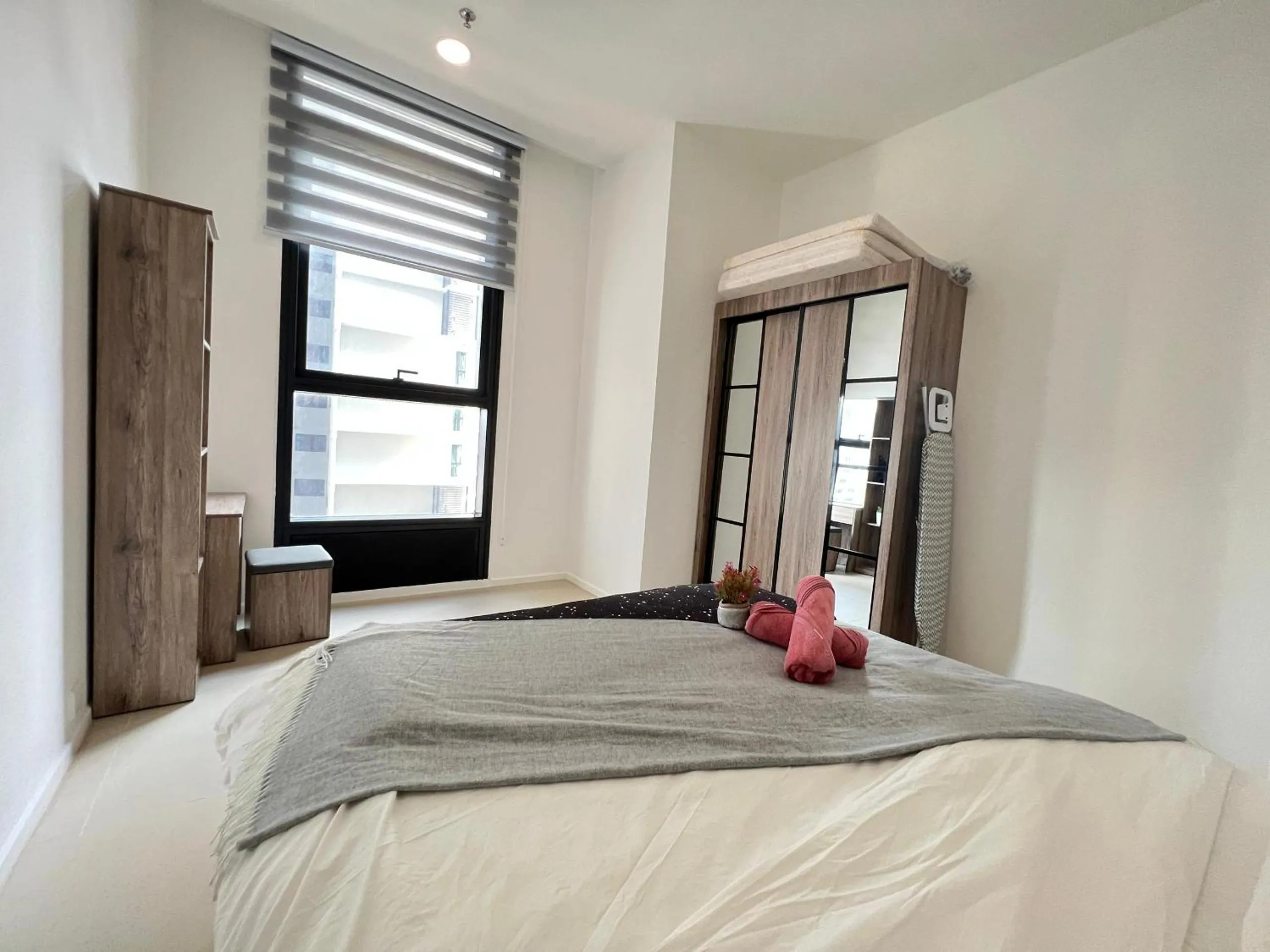 Bed in ARCORIS, MONT KIARA by MK HOME