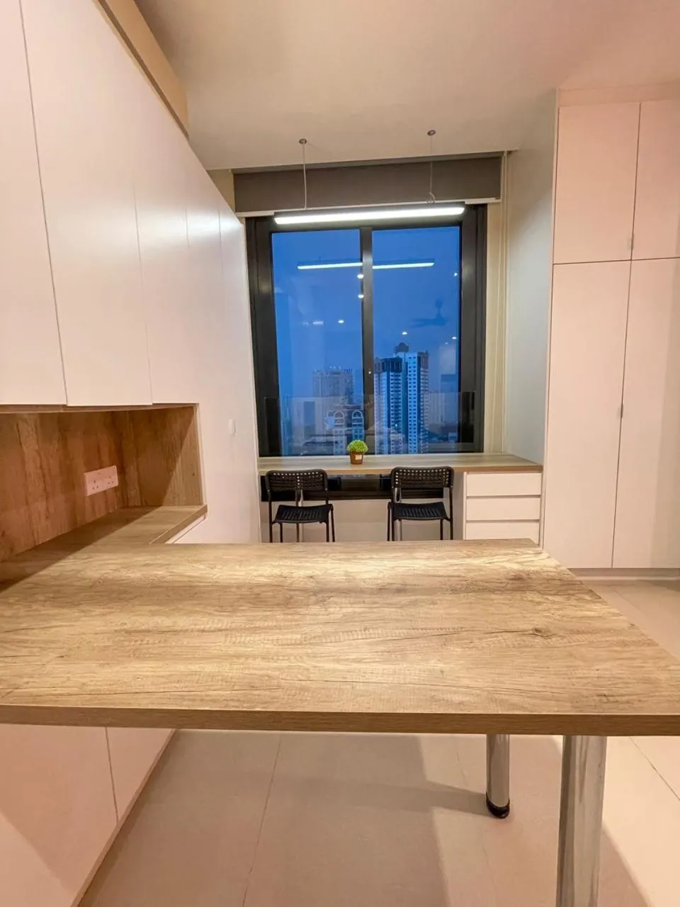 ARCORIS, MONT KIARA by MK HOME