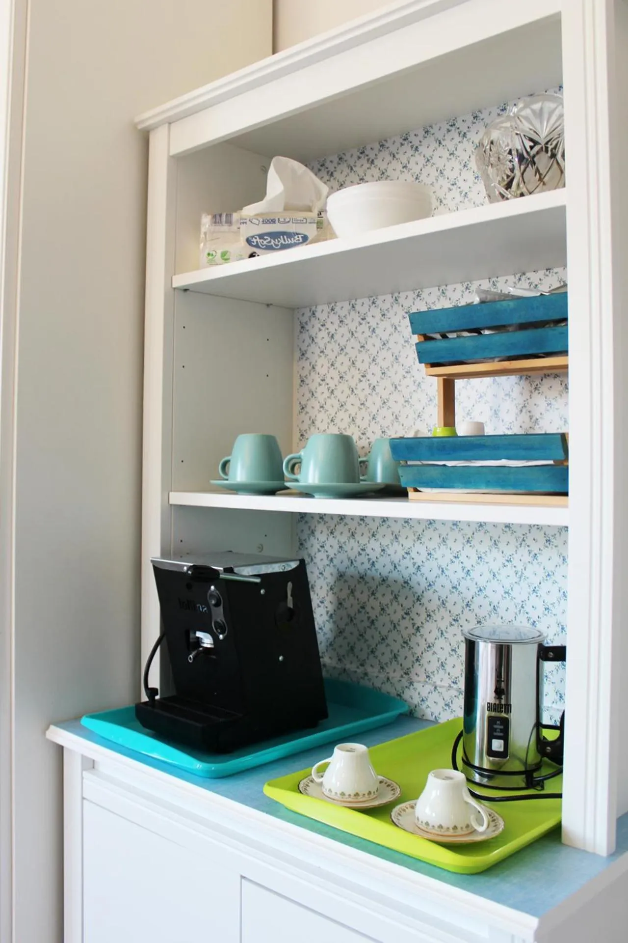 Coffee/tea facilities in B&B Villa Lilla