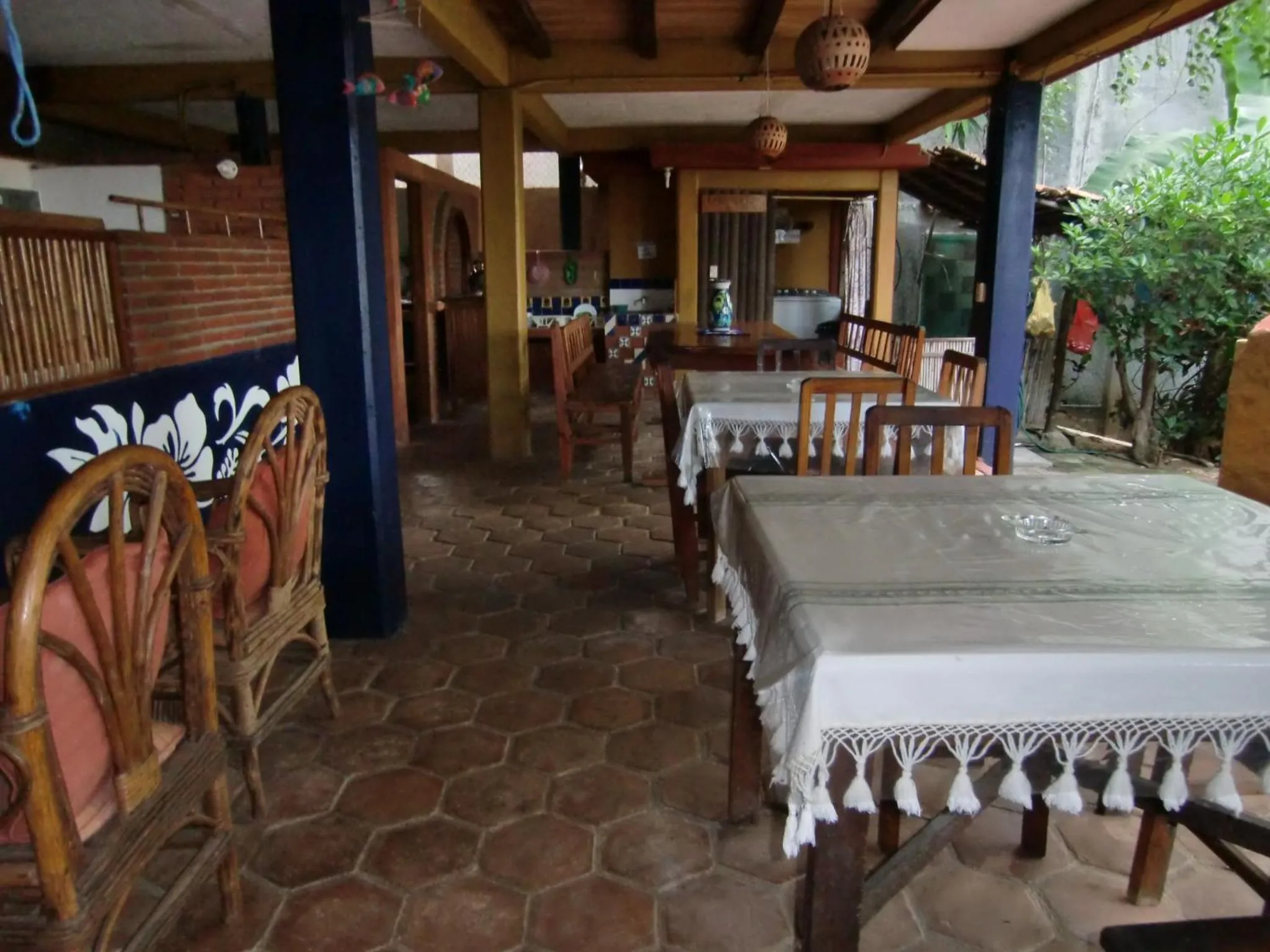 Restaurant/places to eat in Villa Escondida