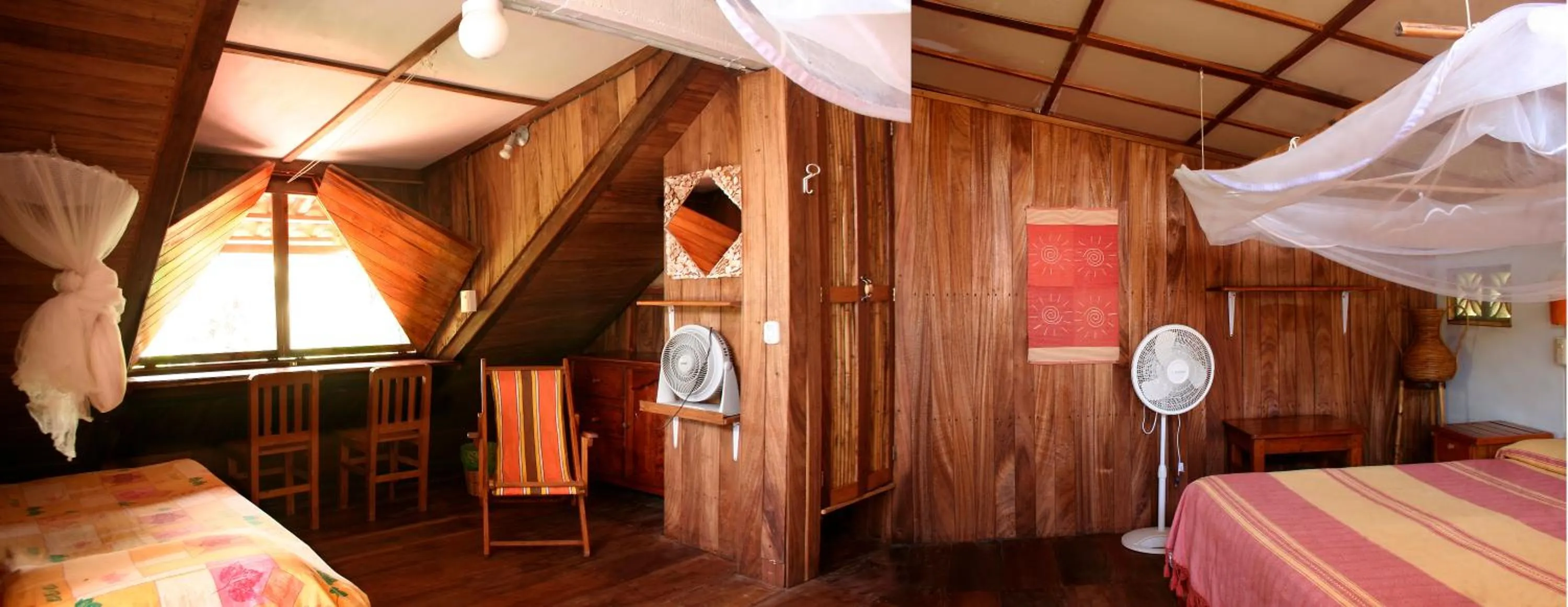 Bedroom, Bed in Villa Escondida