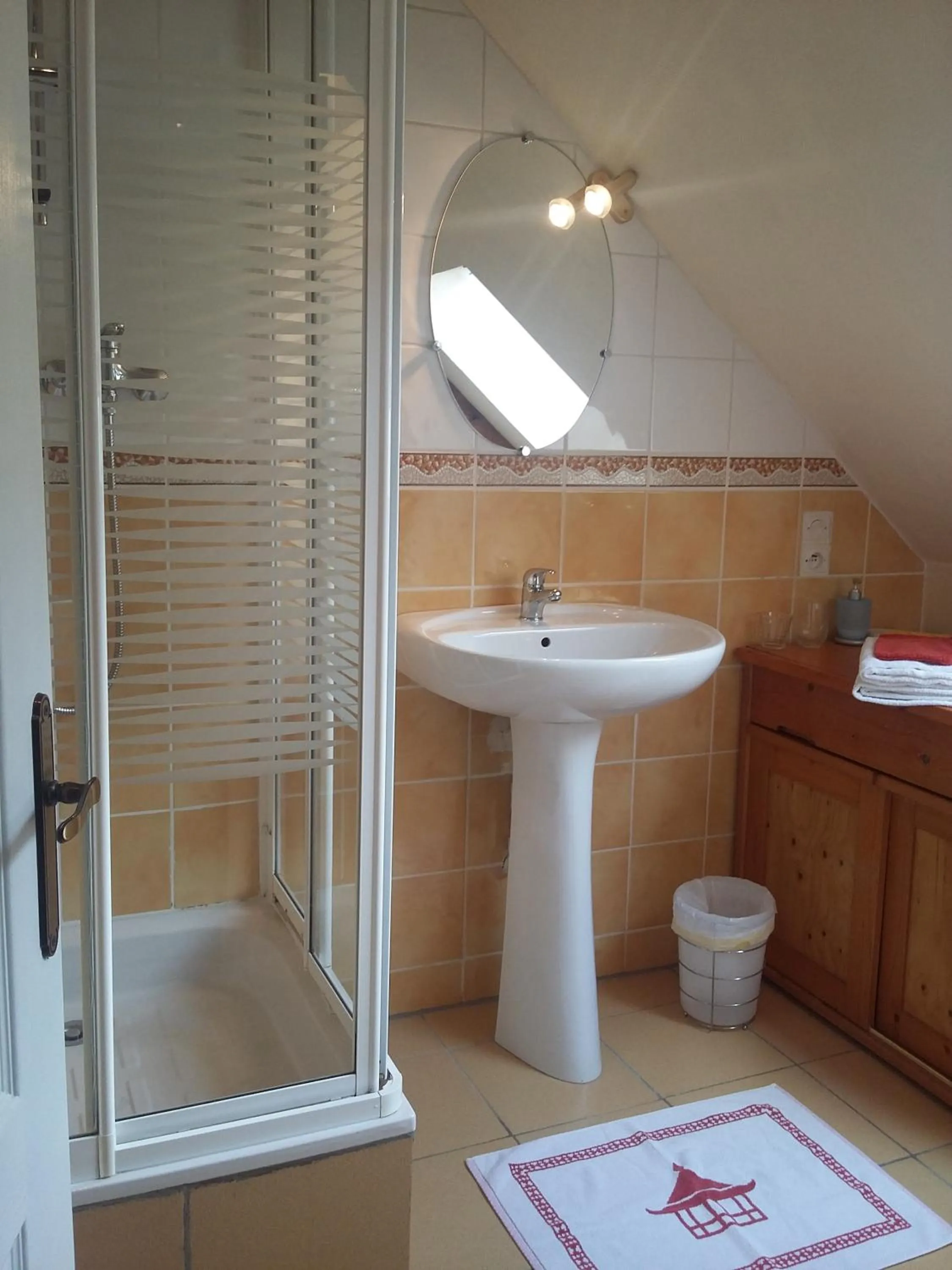 Bathroom in Les Petites Chapelles