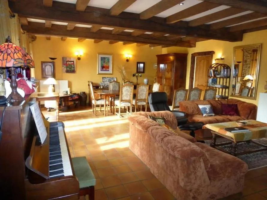 Living room in Les Petites Chapelles