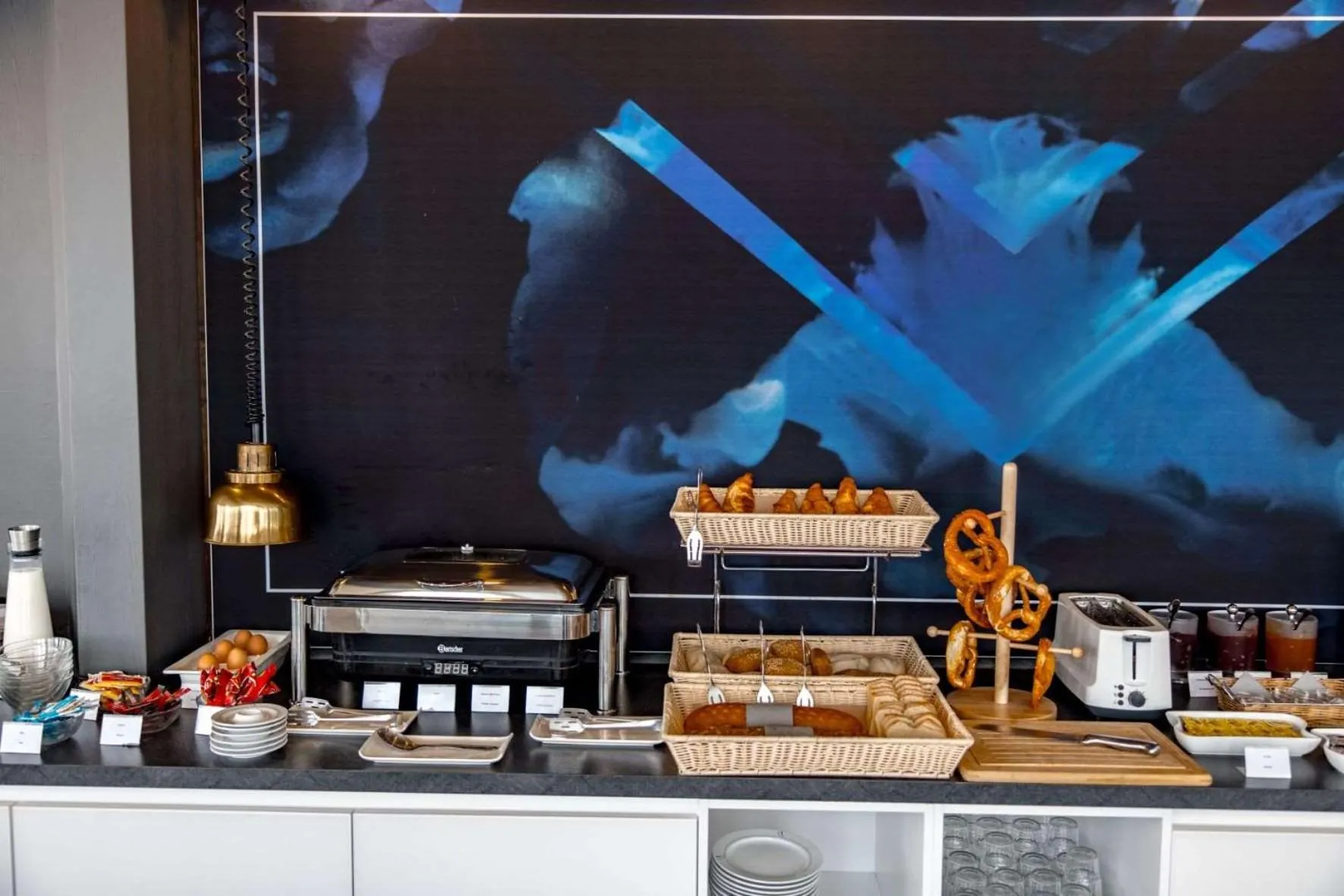 Food and drinks in Aspire Elements Reutlingen, Trademark Collection by Wyndham