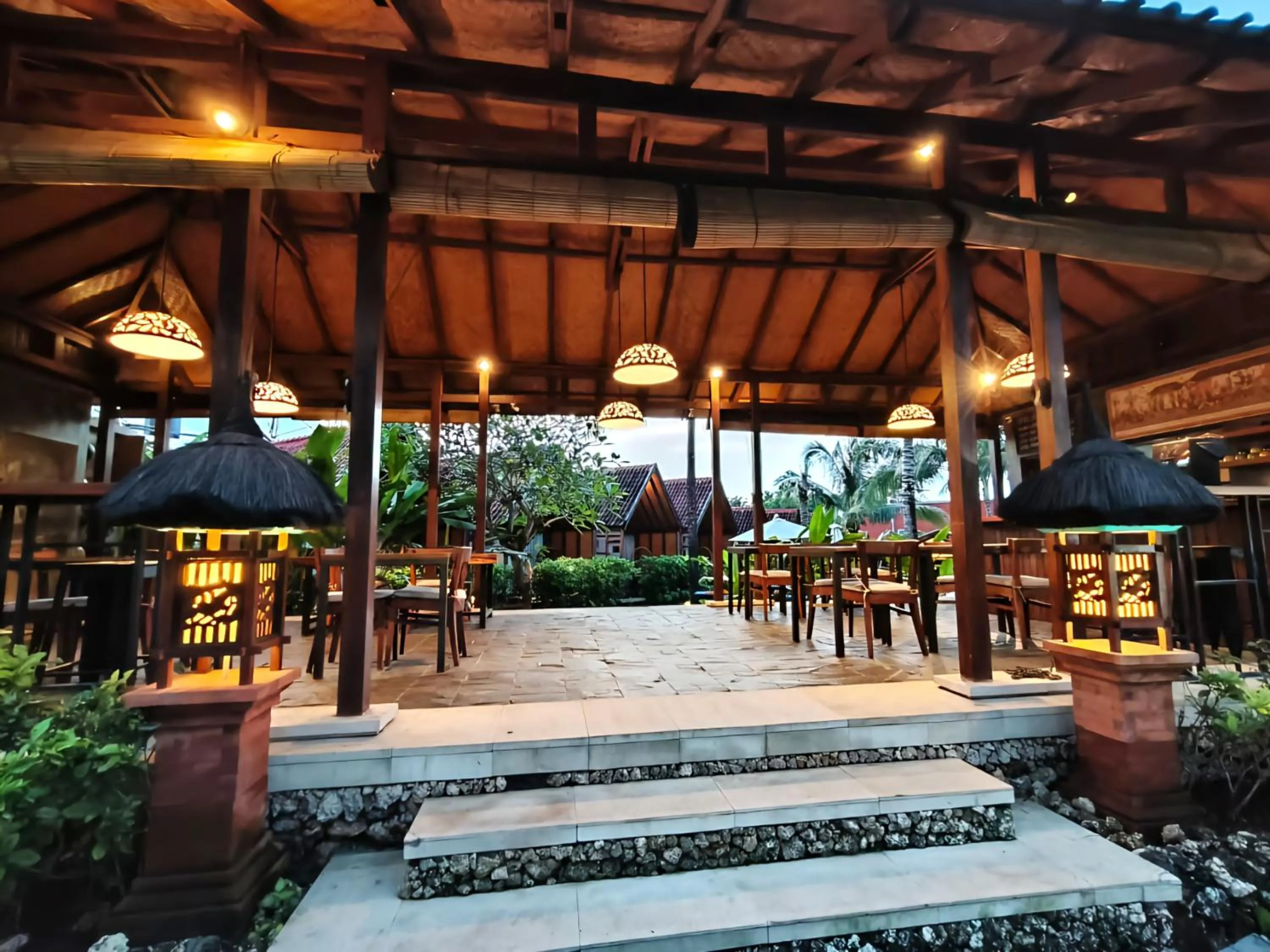 Restaurant/places to eat in Bingin Lodge Uluwatu