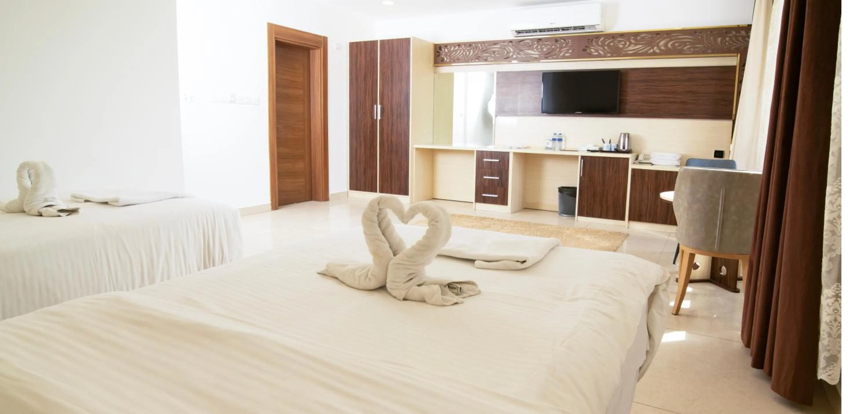 Bed in Diamond Star Hotel فندق النجمة الماسية