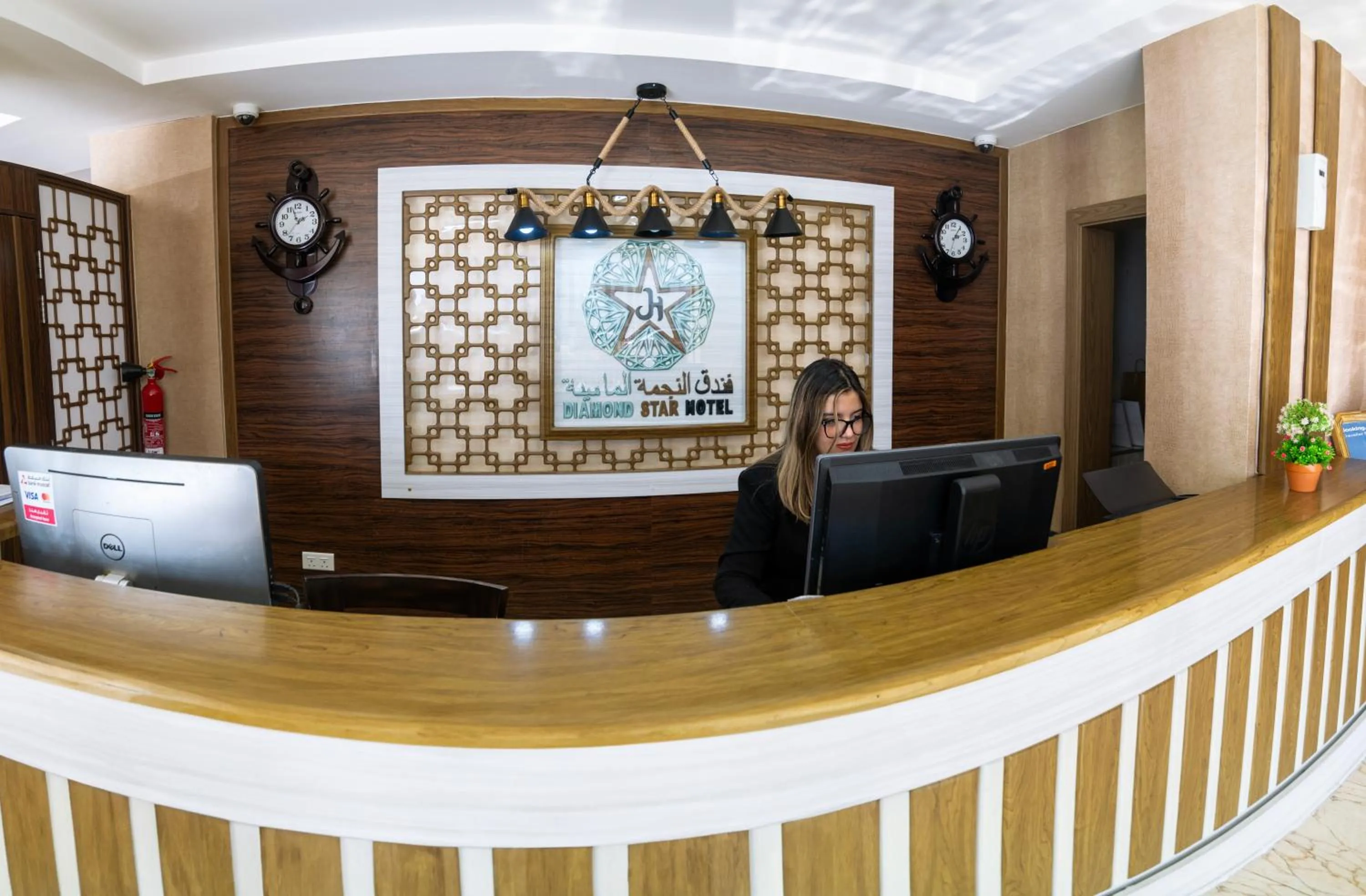 Lobby or reception in Diamond Star Hotel فندق النجمة الماسية