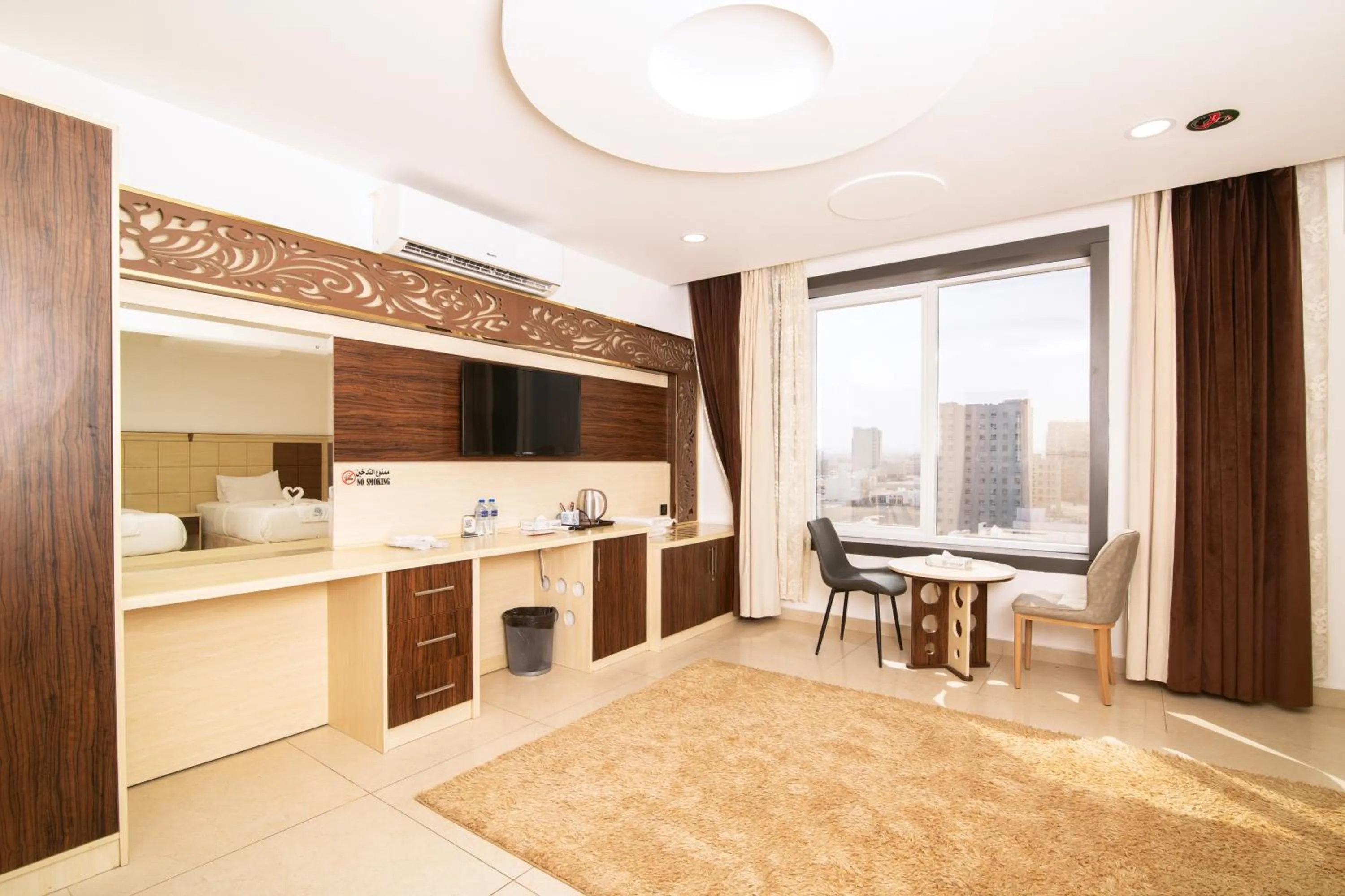 Seating area in Diamond Star Hotel فندق النجمة الماسية