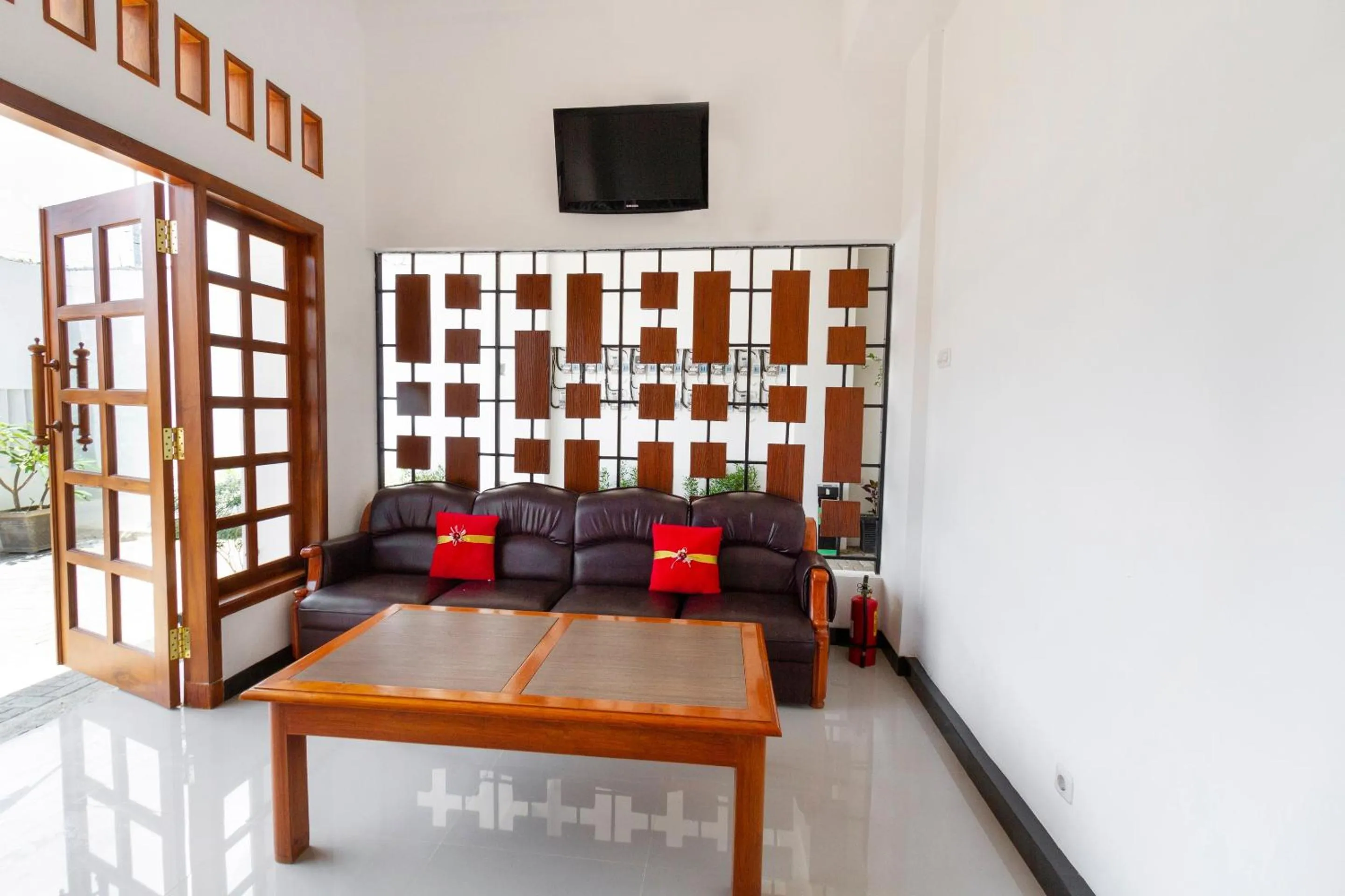 Lobby or reception in Hotel O Forrest’inn