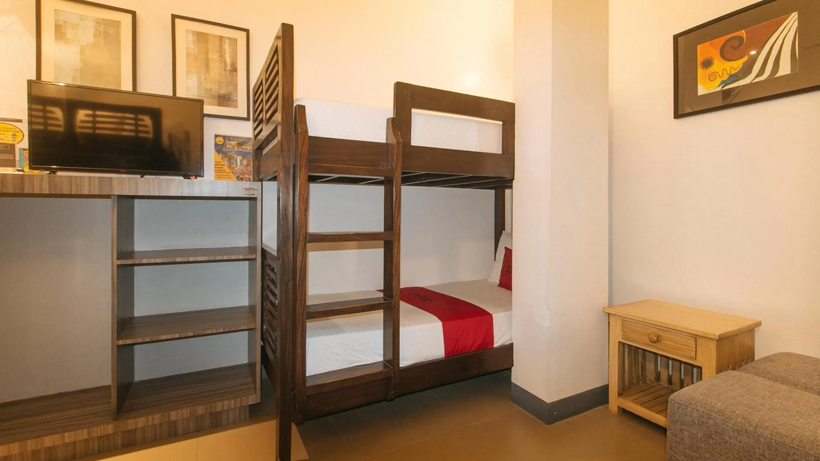 Photo of the whole room, Bed in RedDoorz at Anton's Loft Designer Resort Pansol Calamba Laguna