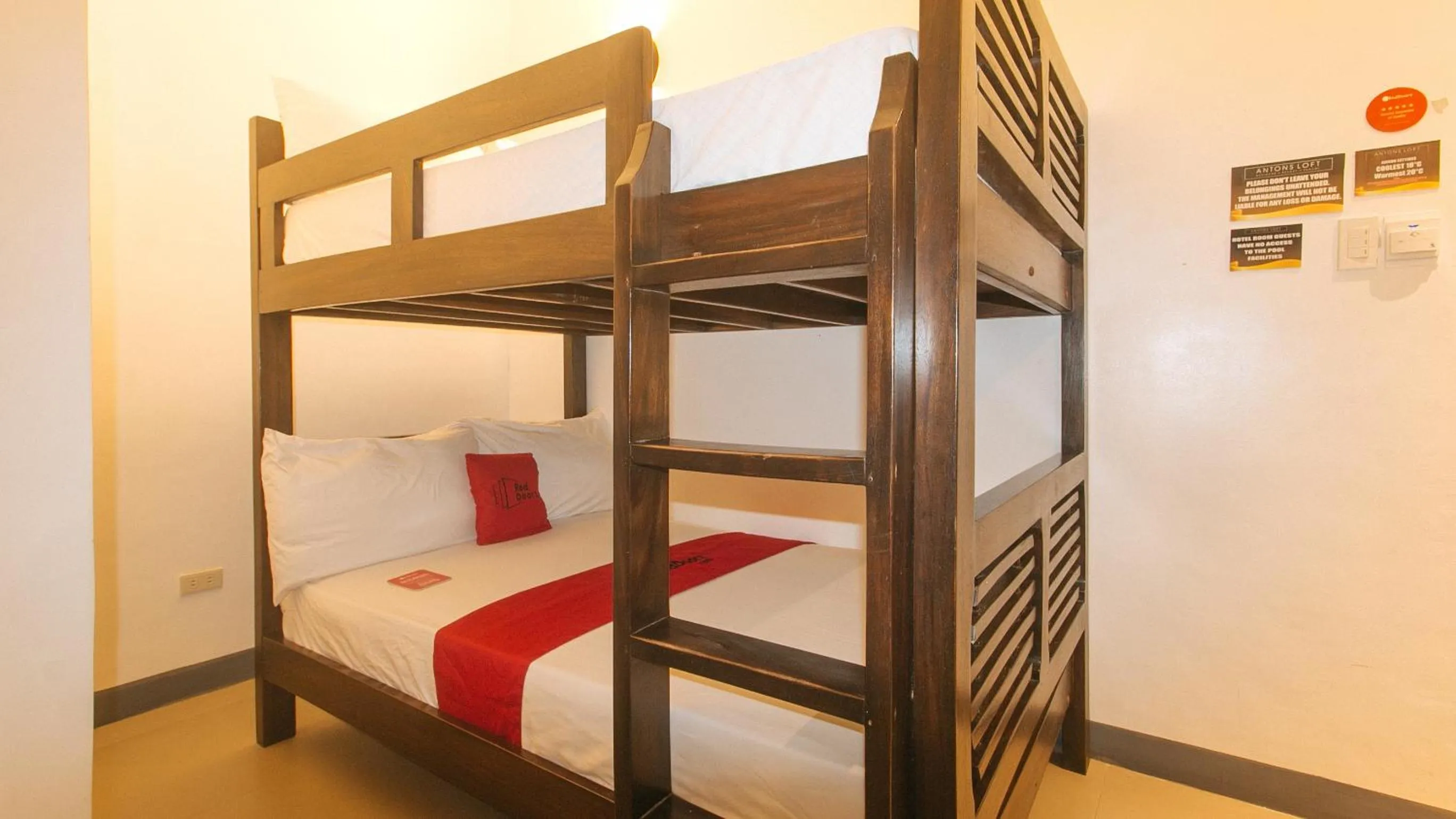 bunk bed, Bed in RedDoorz at Anton's Loft Designer Resort Pansol Calamba Laguna