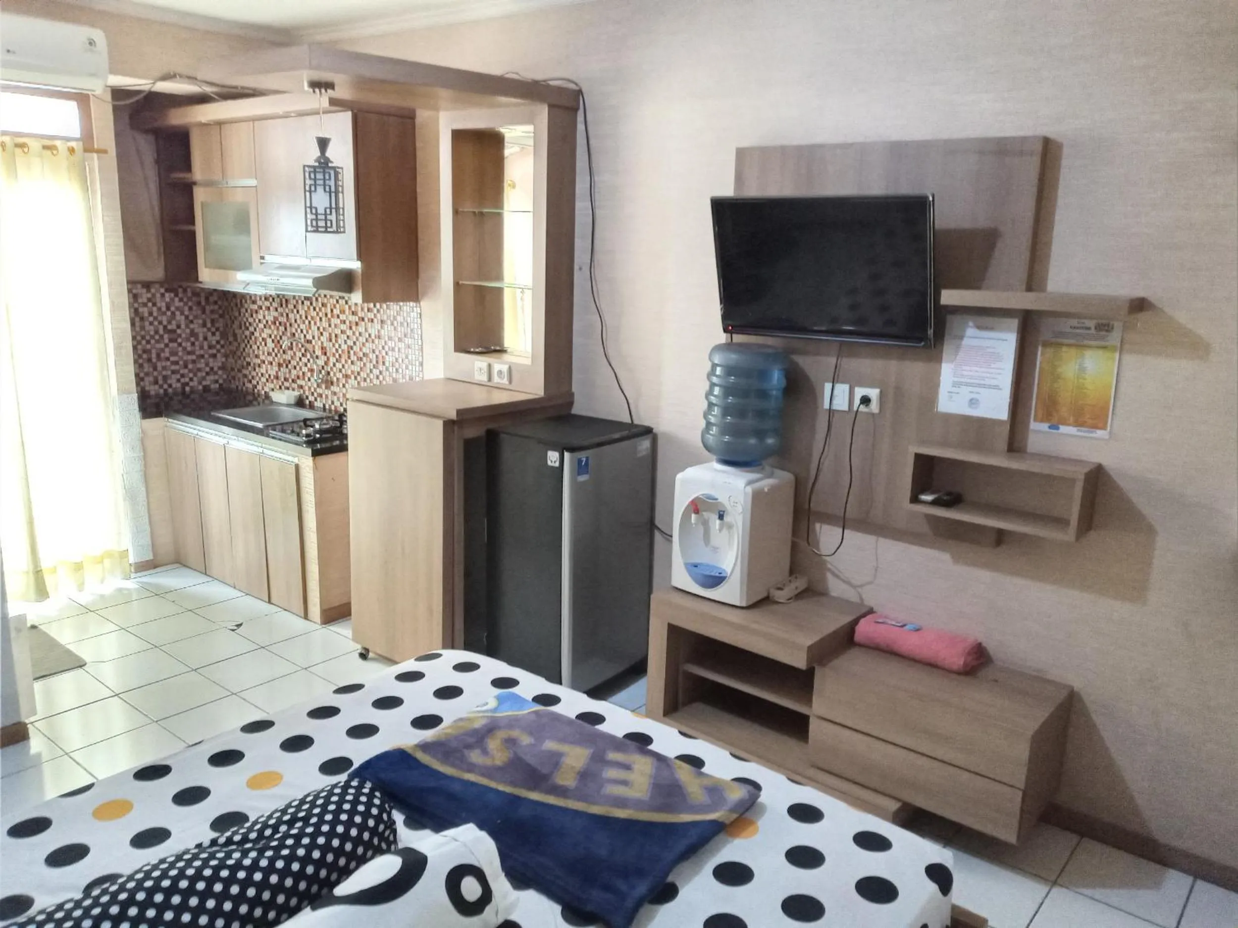 Bedroom, Bed in Adhigana Property Kemang View