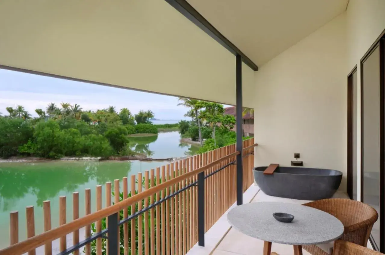 Ocean View, Guest room, 2 Twin/Single Bed(s), Ocean view with Free Daily Resort Activities in Sheraton Belitung Resort Ocean View, Guest room, 2 Twin/Single Bed(s), Ocean view with Free Daily Resort Activities in Sheraton Belitung Resort