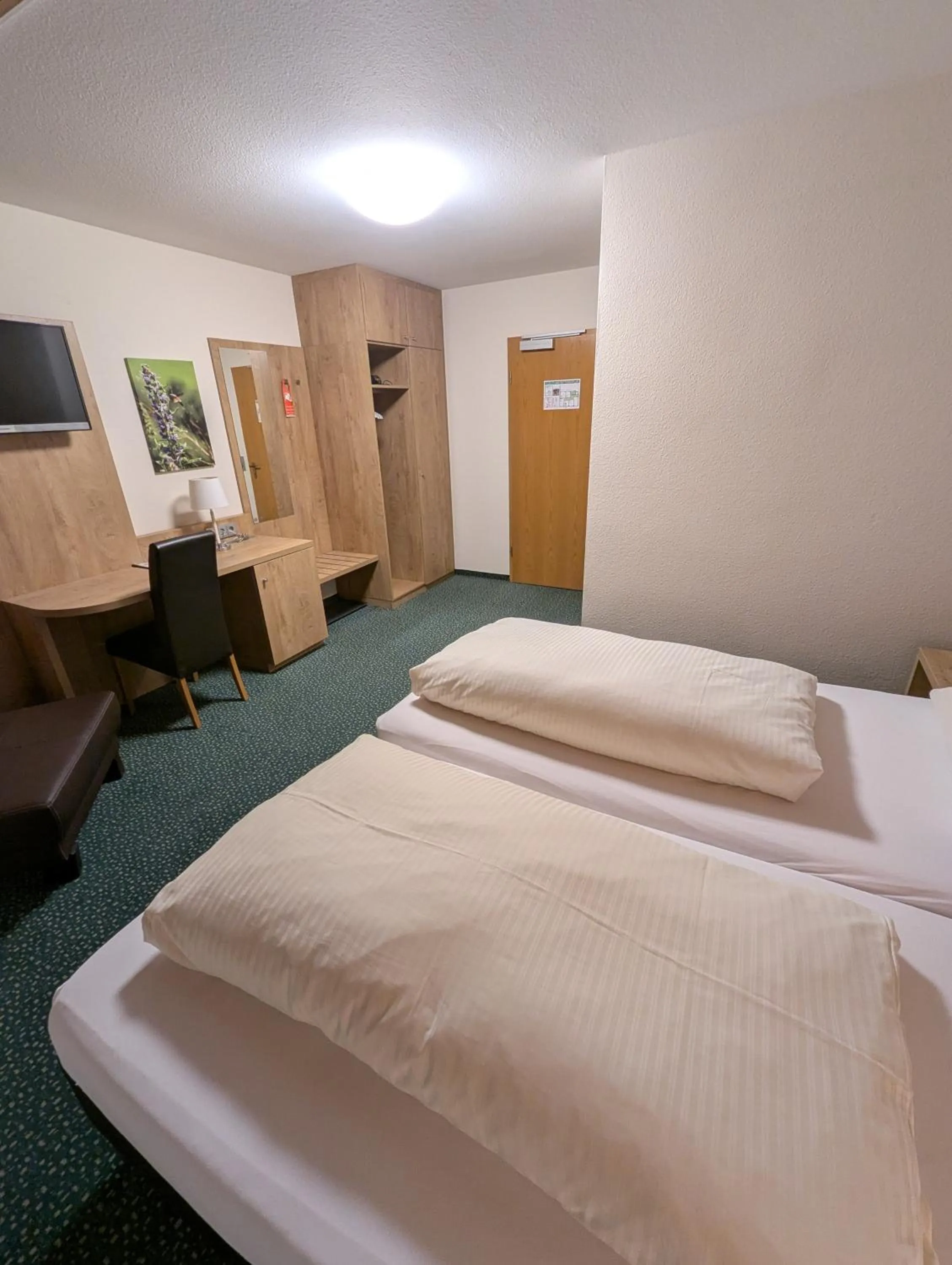 Bed in Hotel Gasthof Zum Löwen