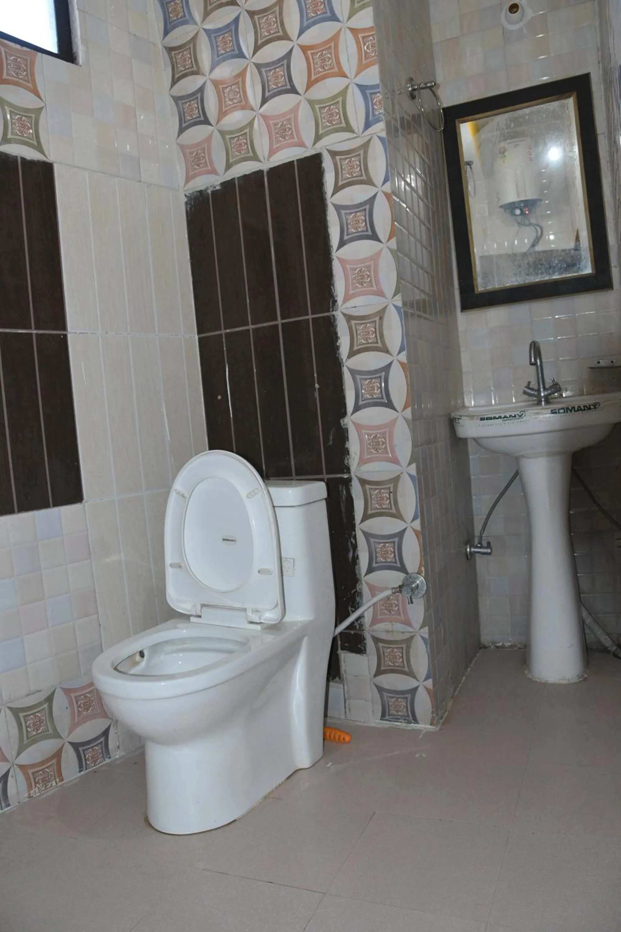 Bathroom in Hotel Mountain View And Rooftop Restaurant