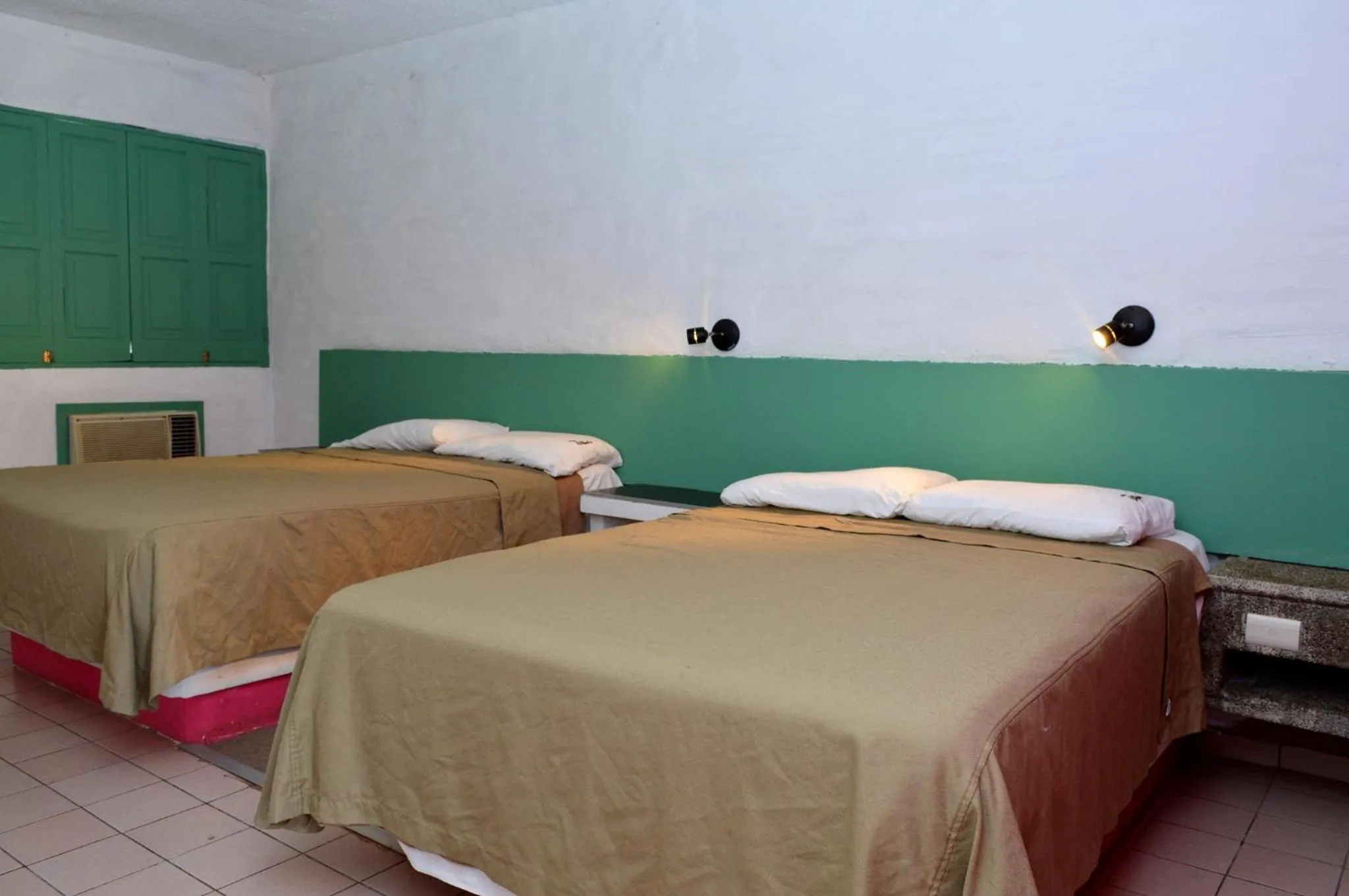 Bed in Hotel El Rancho