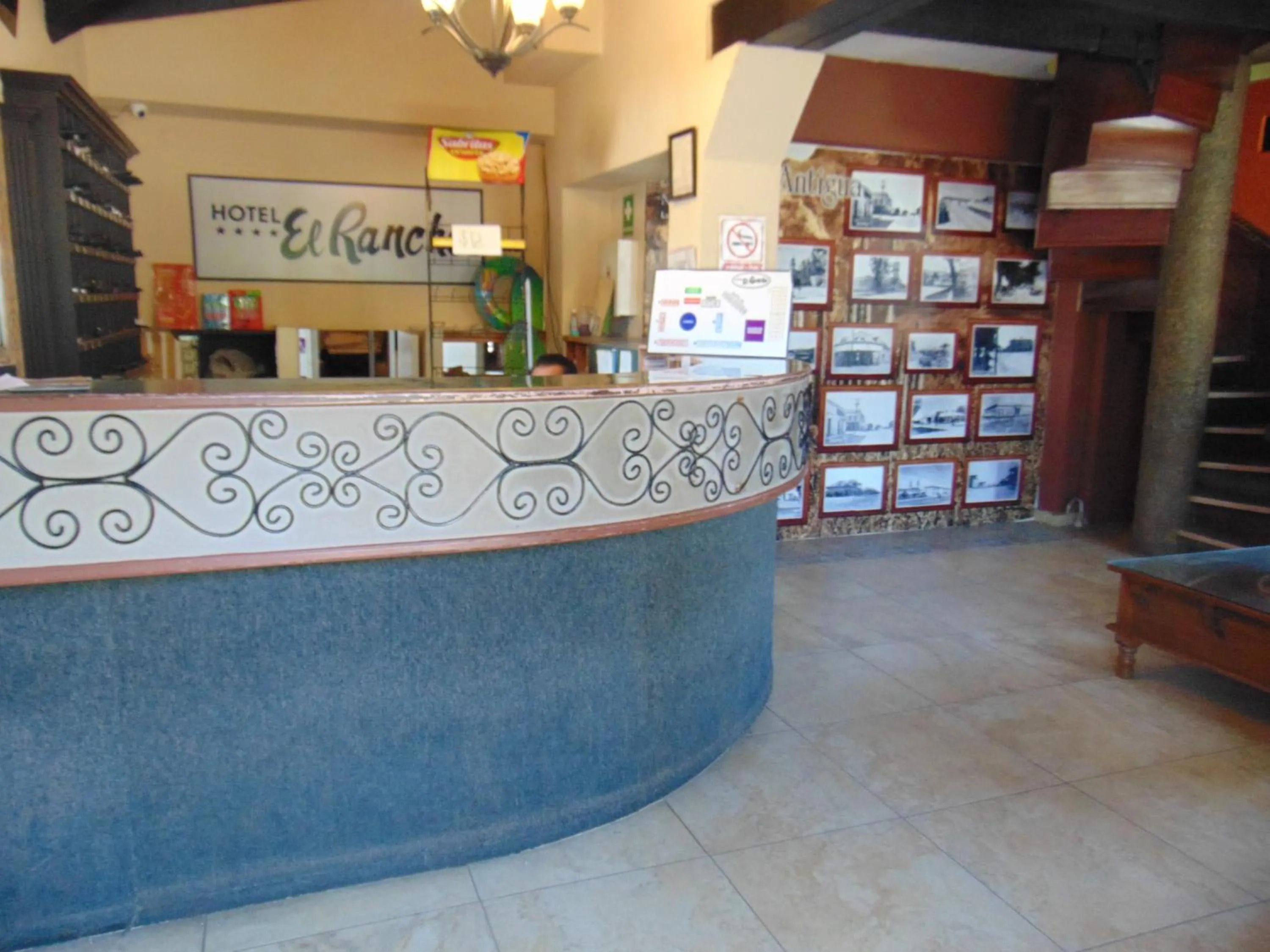 Lobby or reception in Hotel El Rancho
