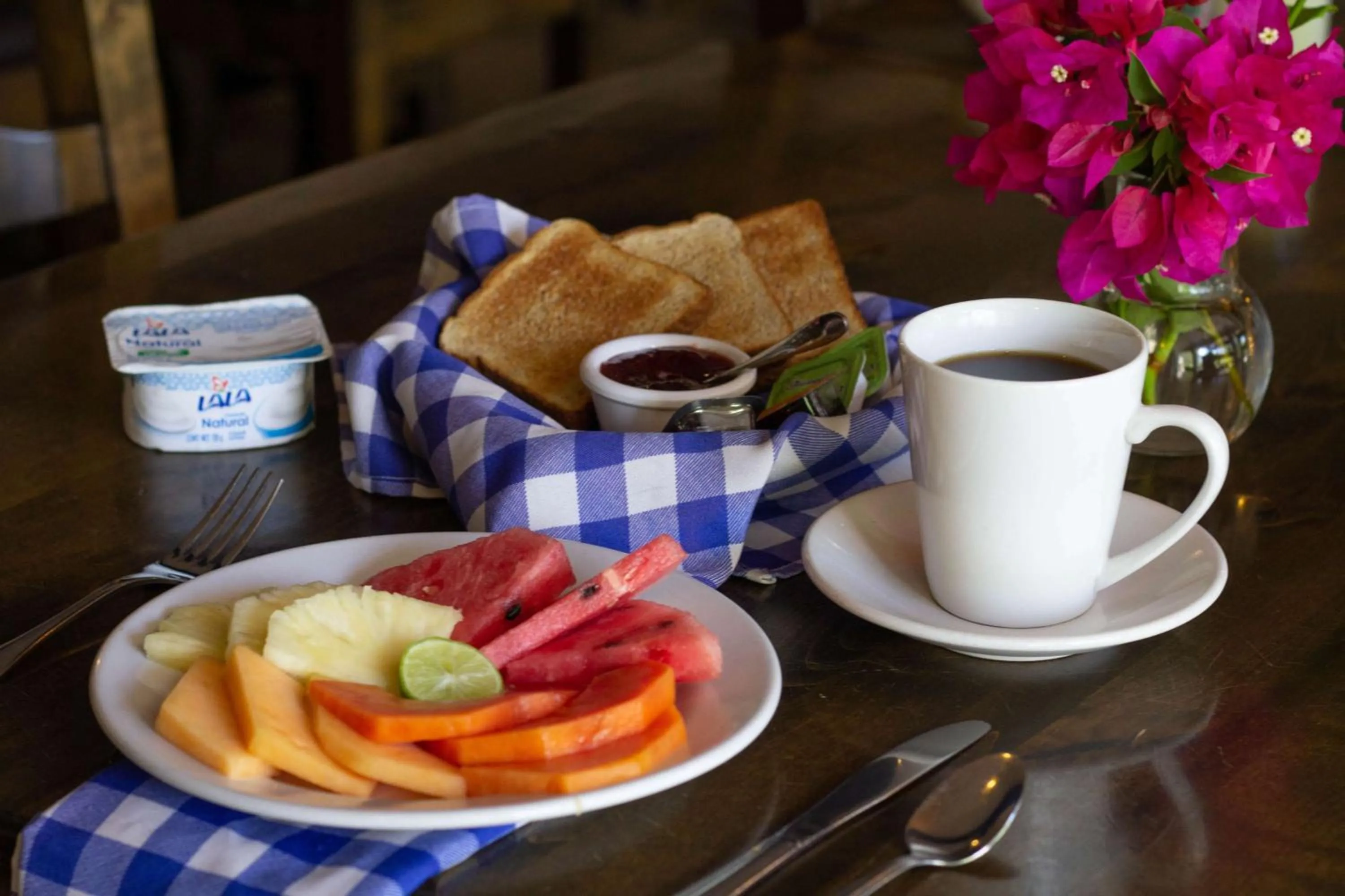 Restaurant/places to eat in Hotel Del Rio