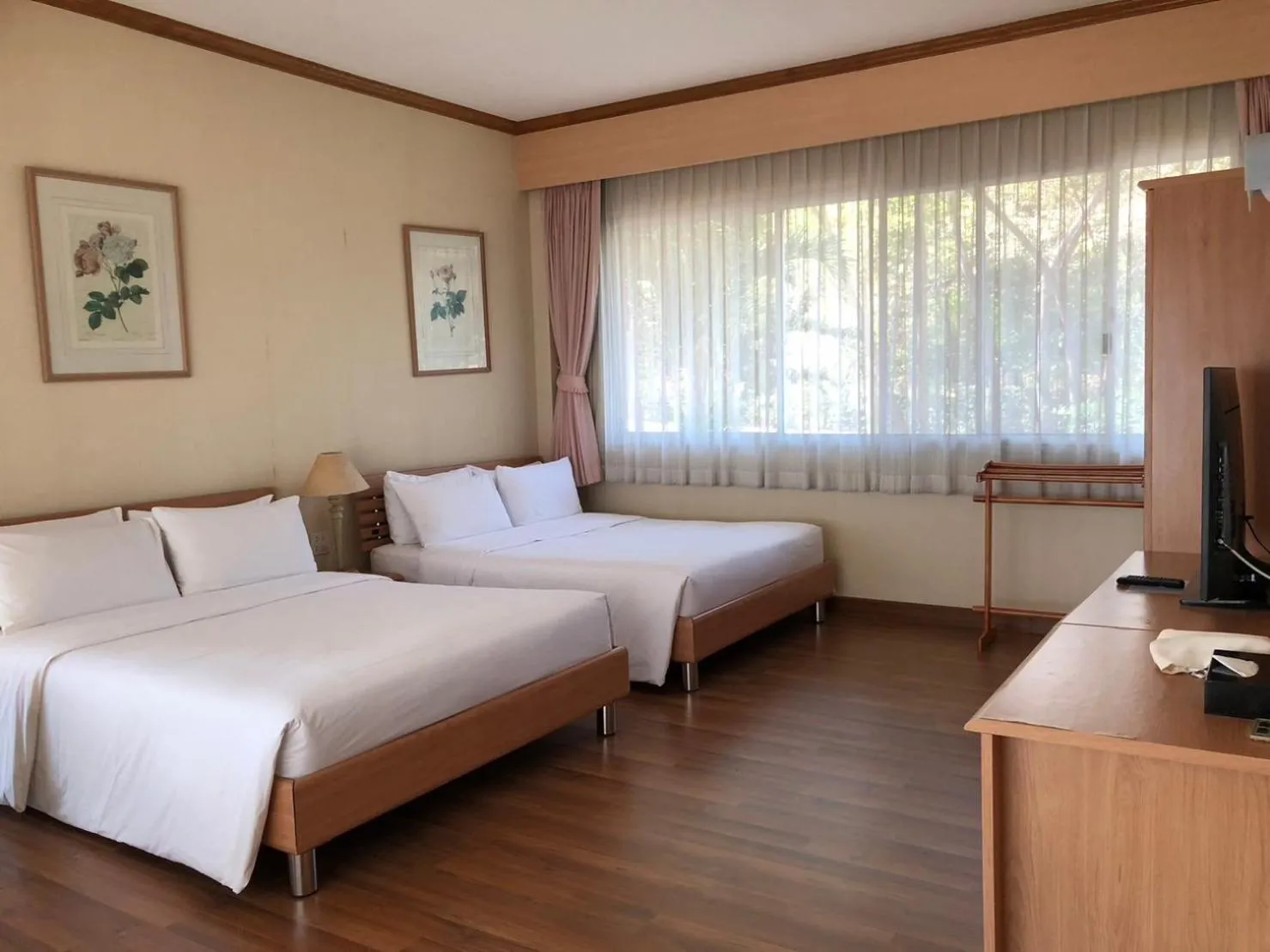 Bedroom, Bed in Seapine Recreation Centre - SHA Extra Plus Certified