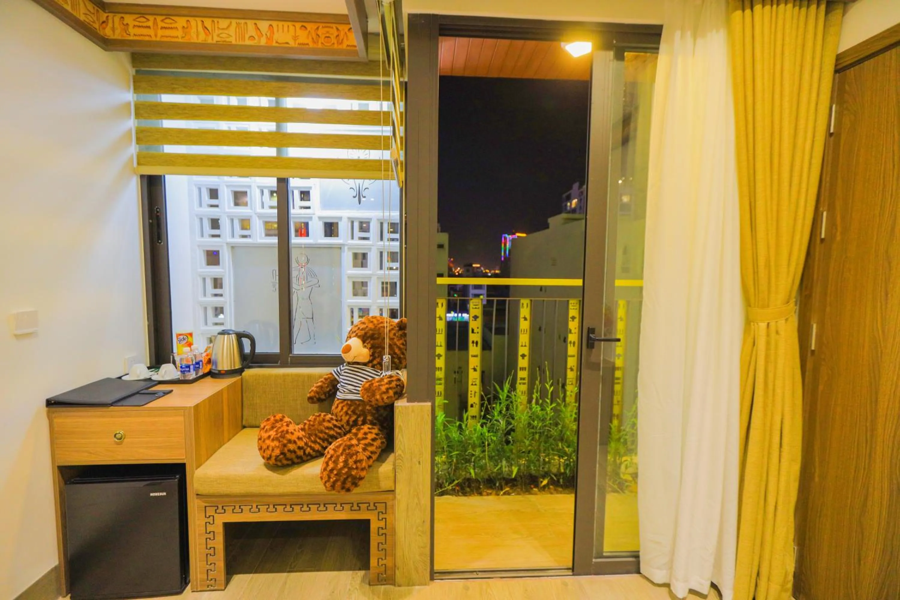 Night in Pharaoh Boutique Hotel Danang