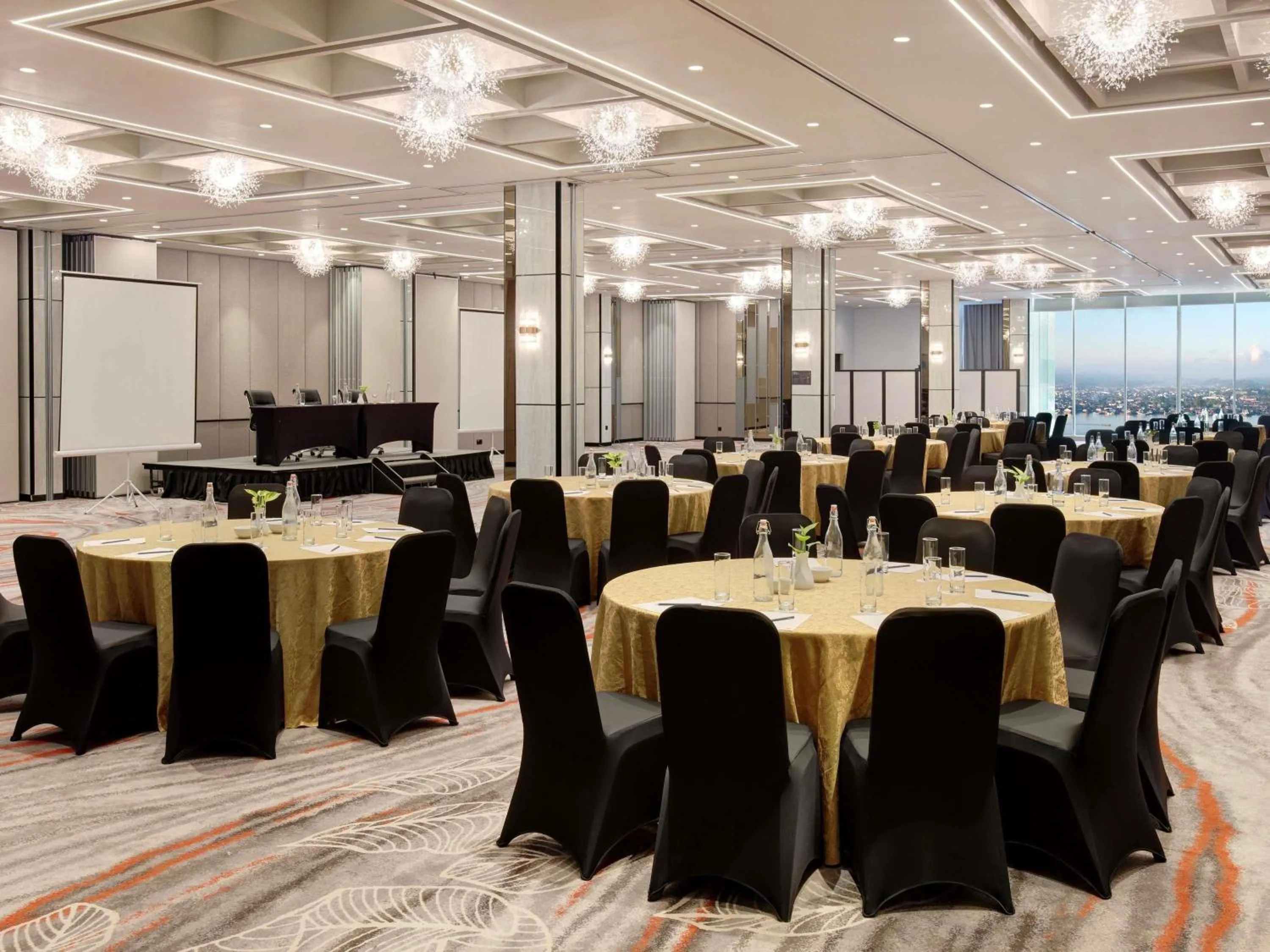 Meeting/conference room in Mercure Samarinda