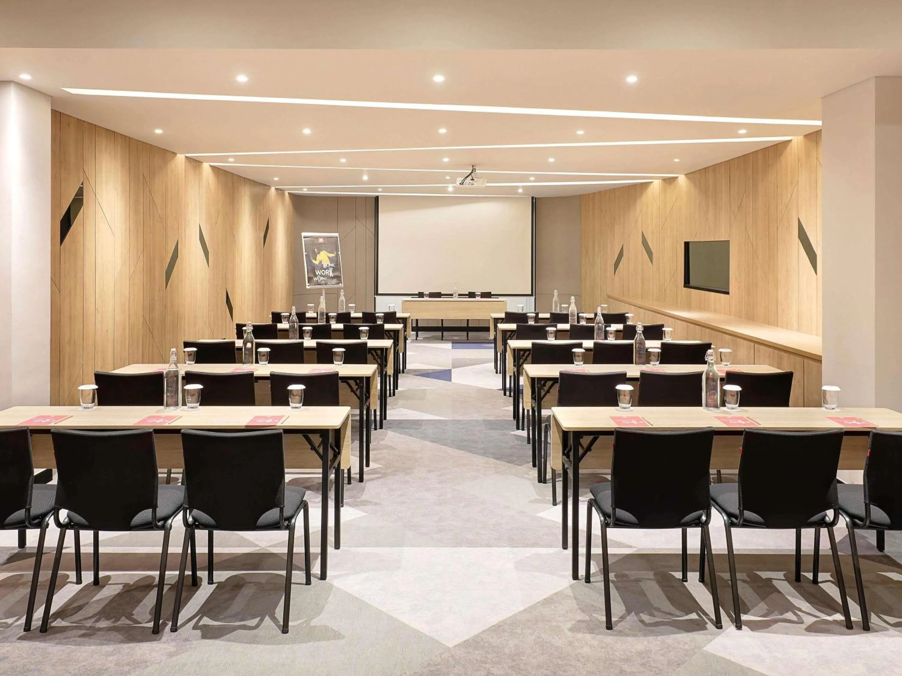 Meeting/conference room in Ibis Samarinda