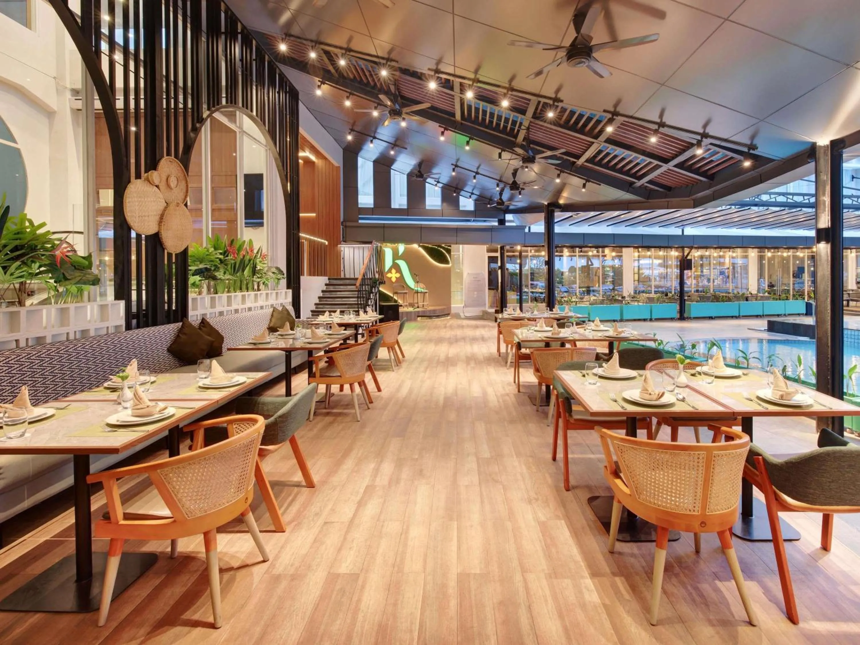 Restaurant/places to eat in Ibis Samarinda