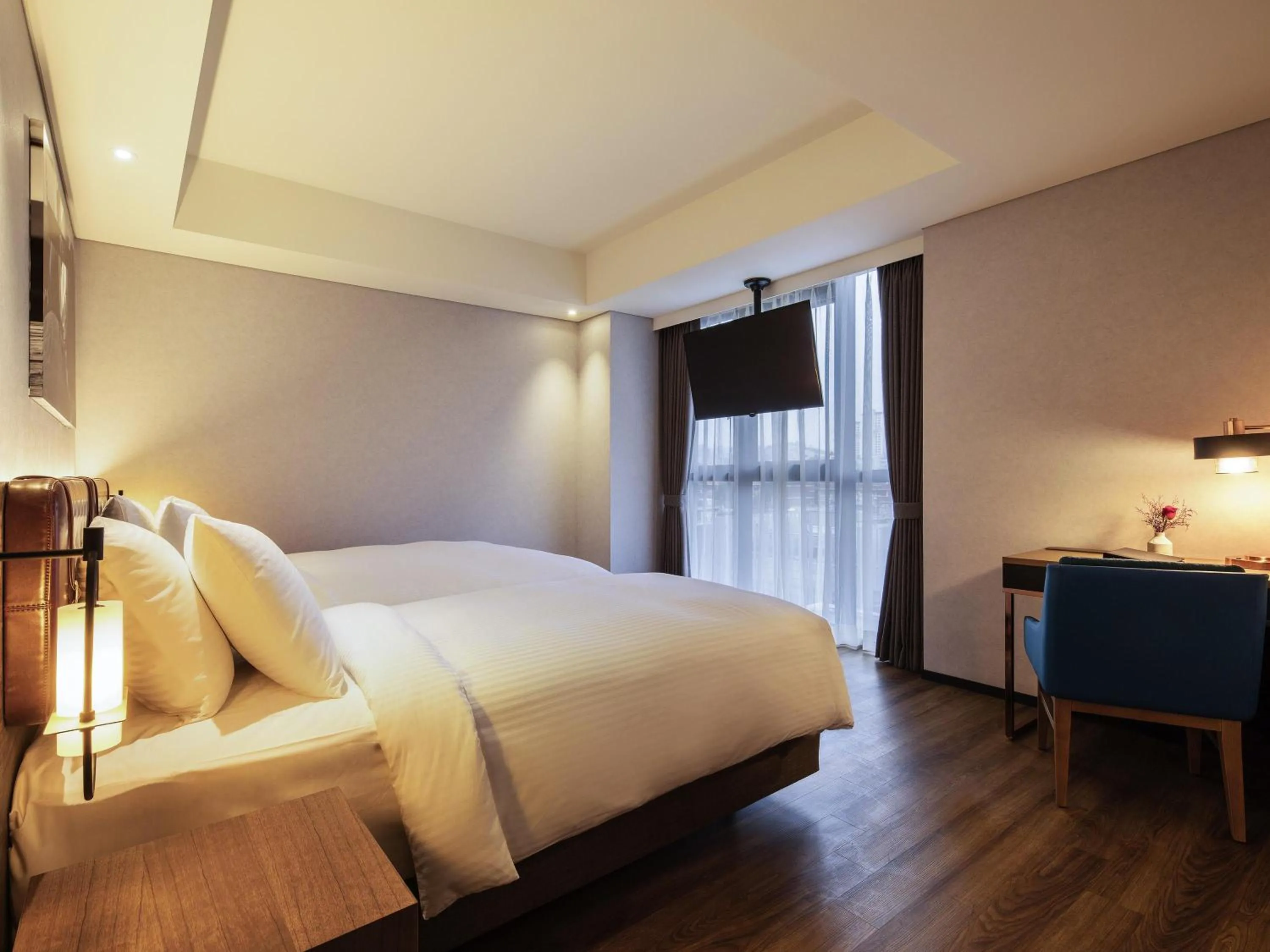 Bedroom, Bed in Mercure Ambassador Seoul Hongdae