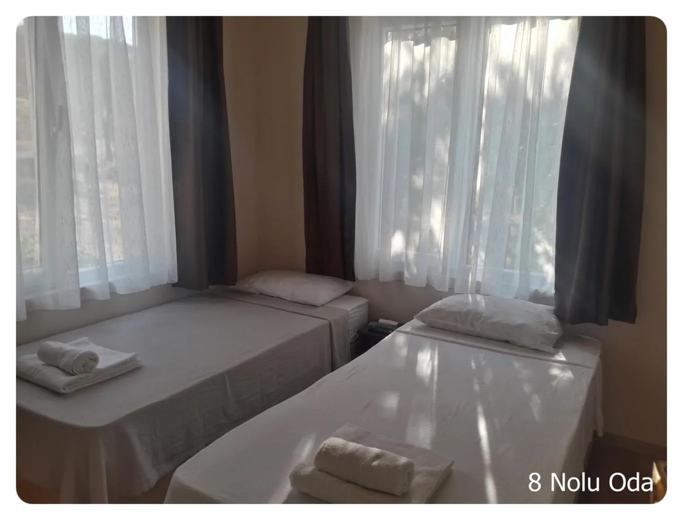 Photo of the whole room, Bed in Çamlaraltıpansiyon