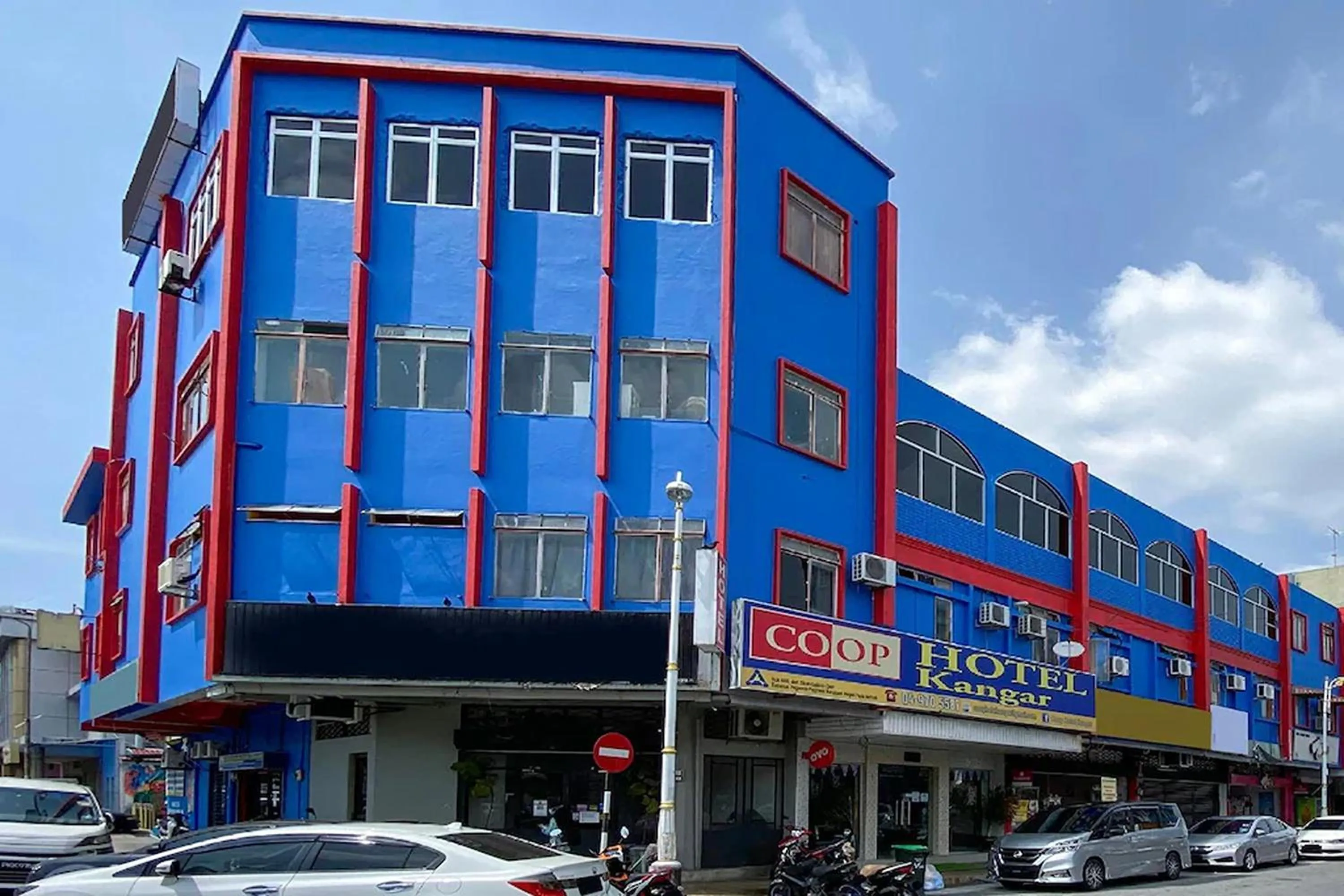 Property building in Coop Hotel Kangar