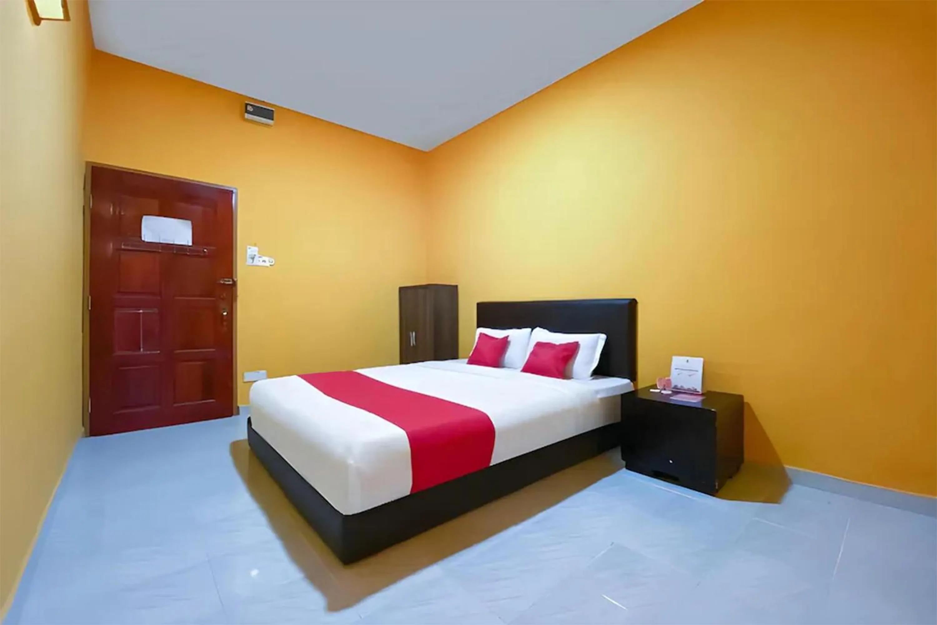 Bed in Coop Hotel Kangar