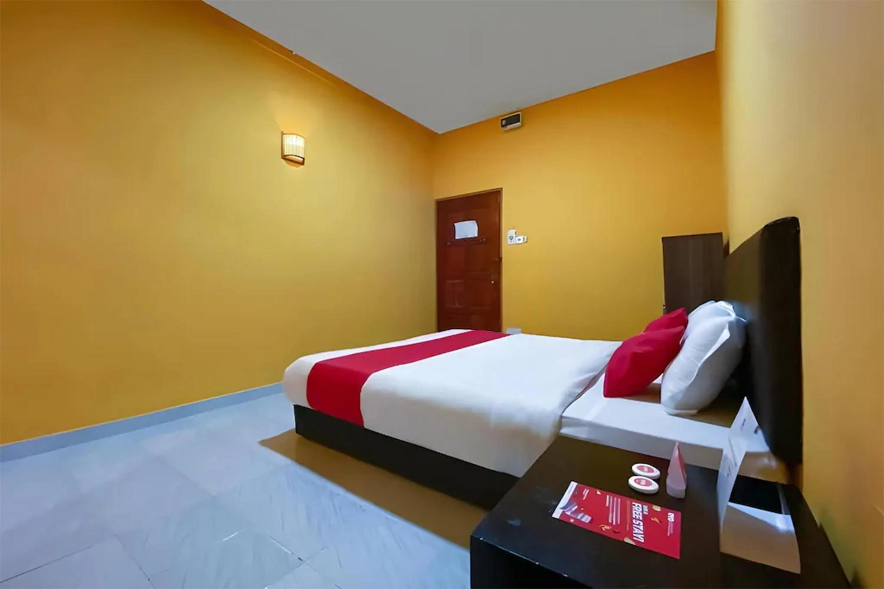 Bed in Coop Hotel Kangar