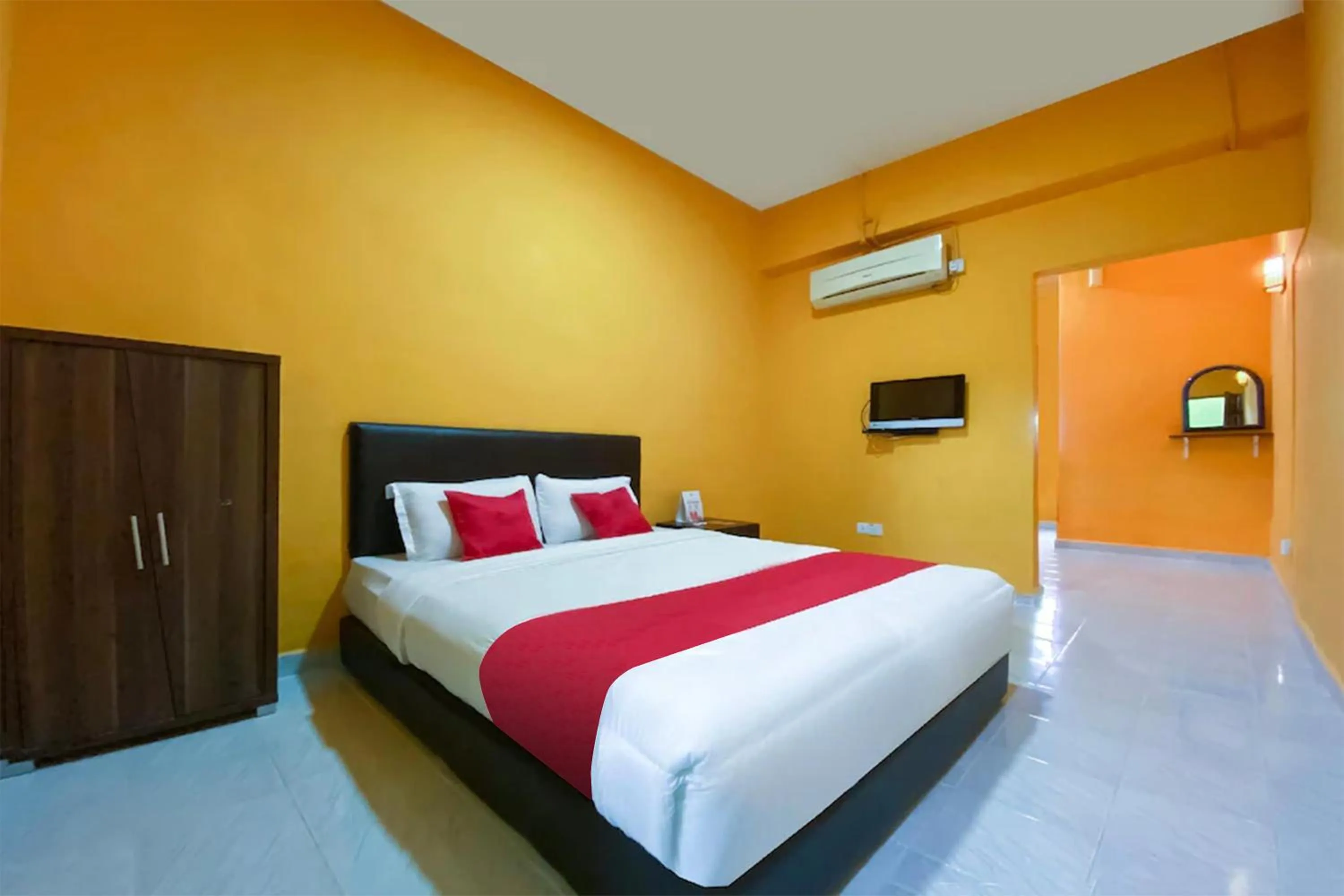 Bed in Coop Hotel Kangar
