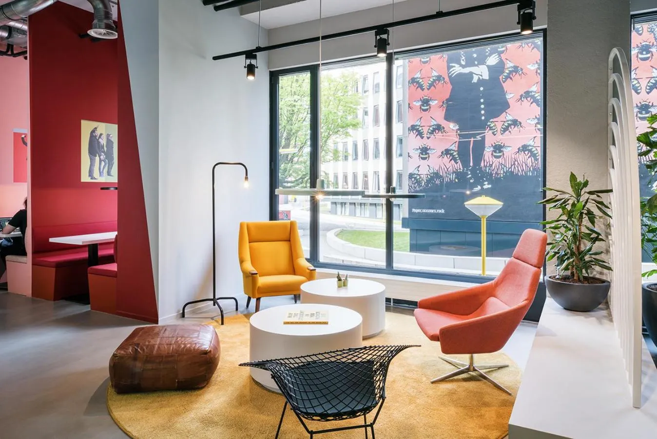 Living room in The Social Hub Amsterdam West 4 star