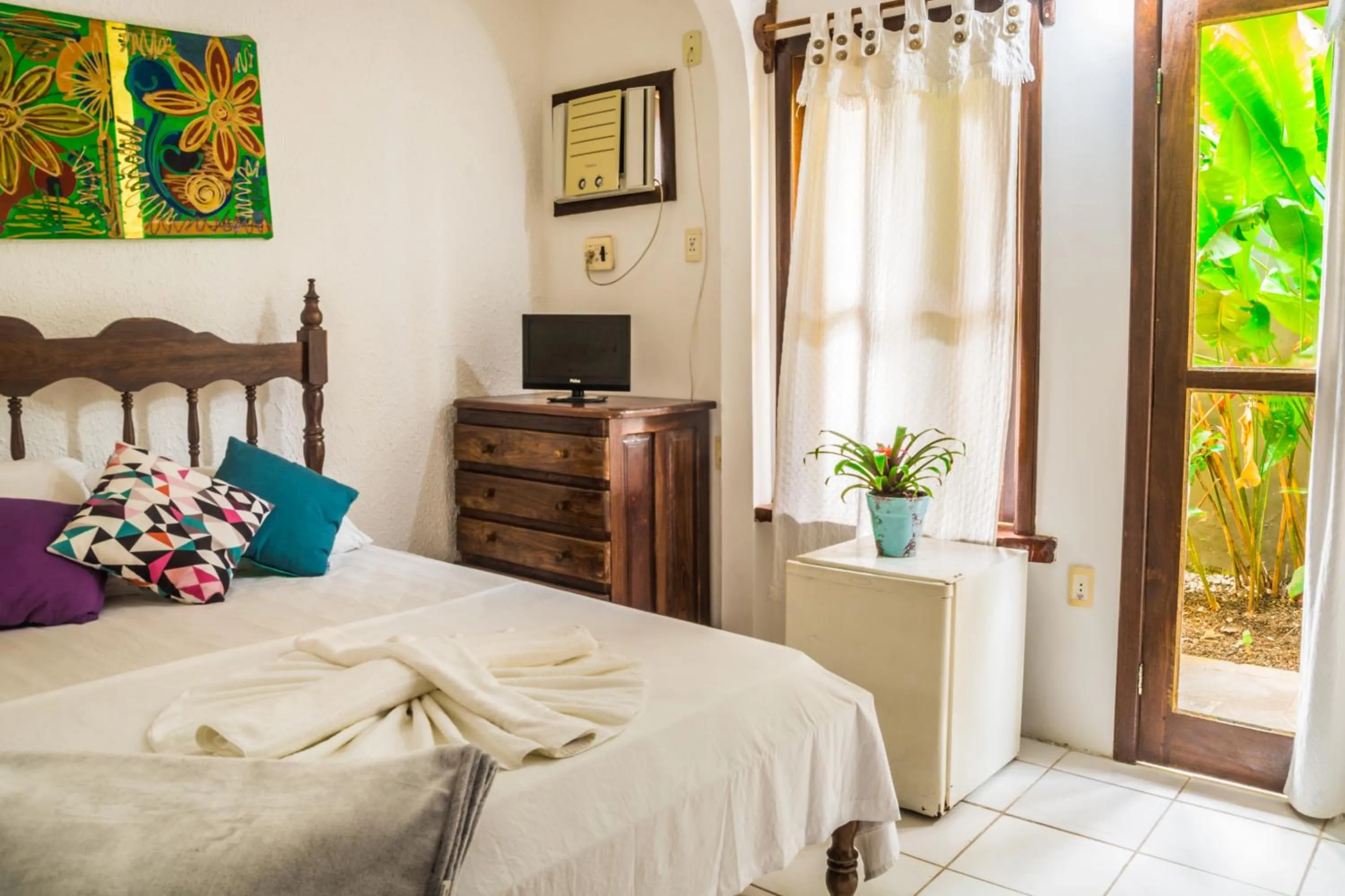 Bedroom, Bed in Pousada Grauçá