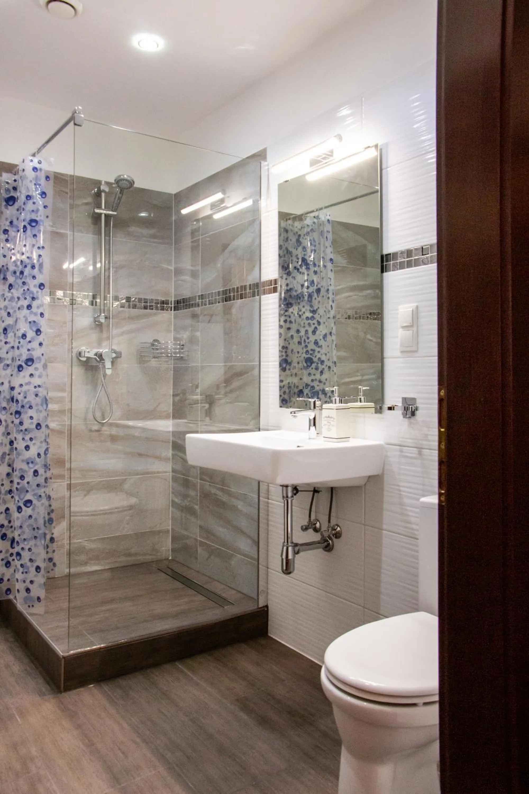 Bathroom in Vienna Boutique - Premium Hostel