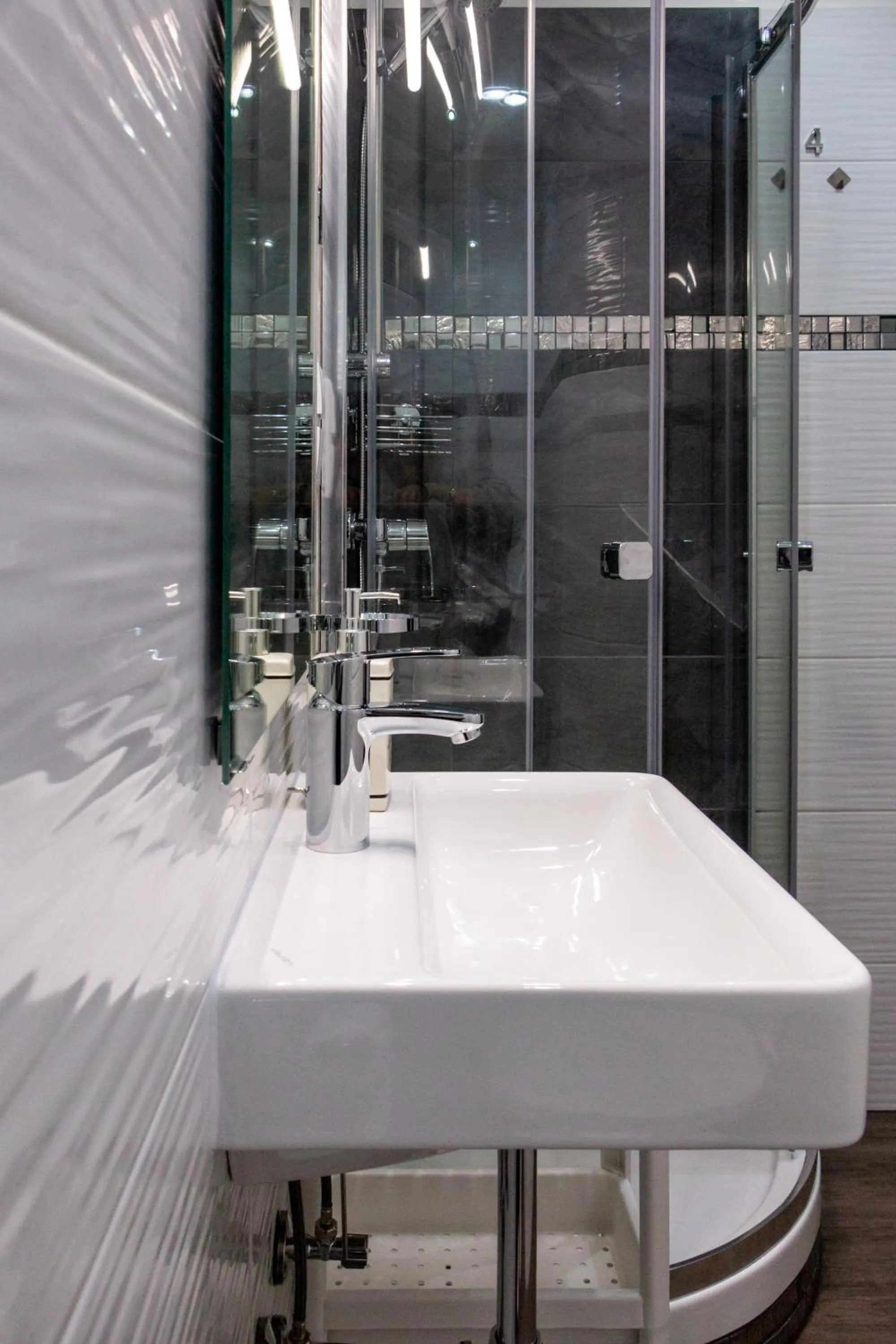 Bathroom in Vienna Boutique - Premium Hostel