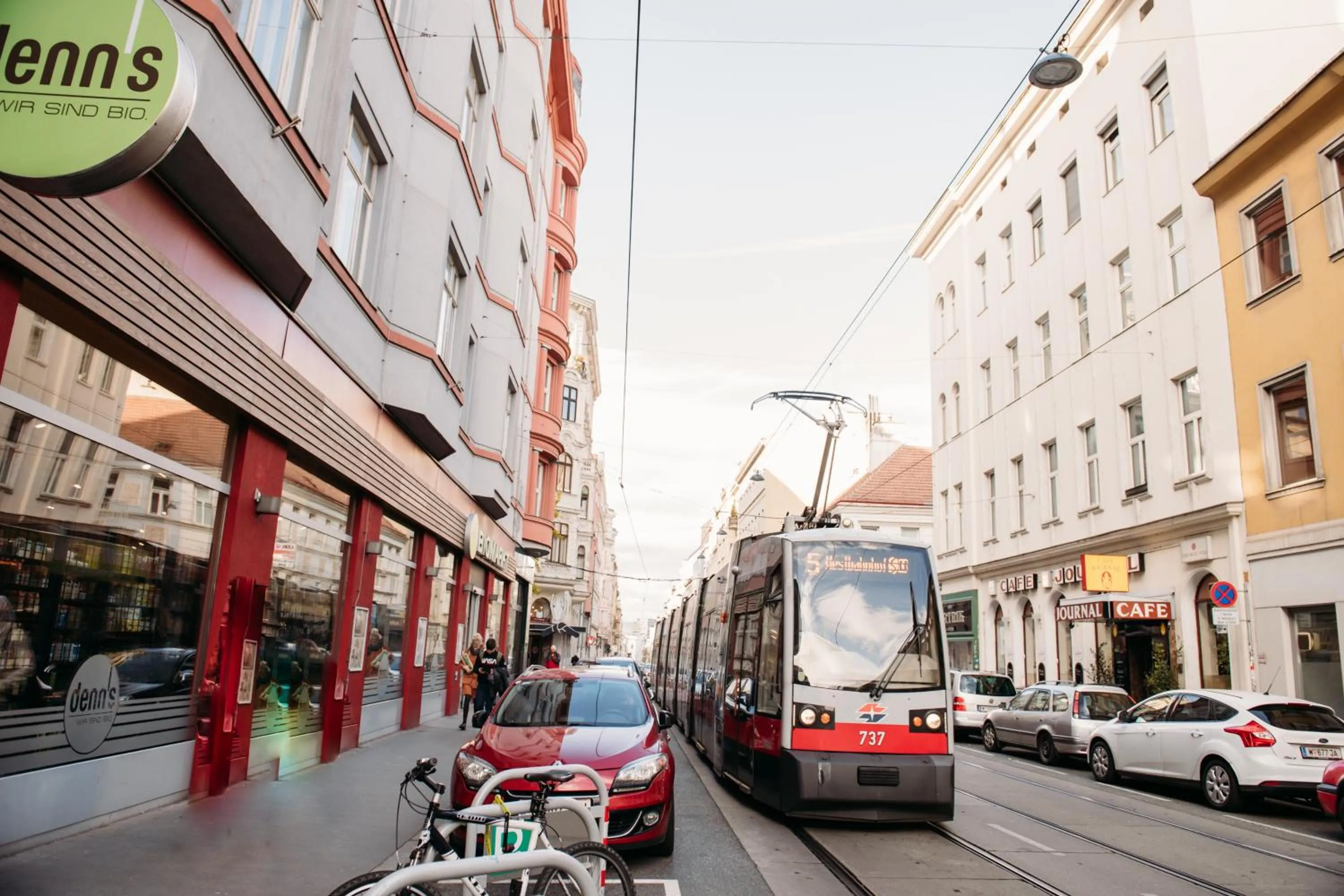 Property building in Vienna Boutique - Premium Hostel