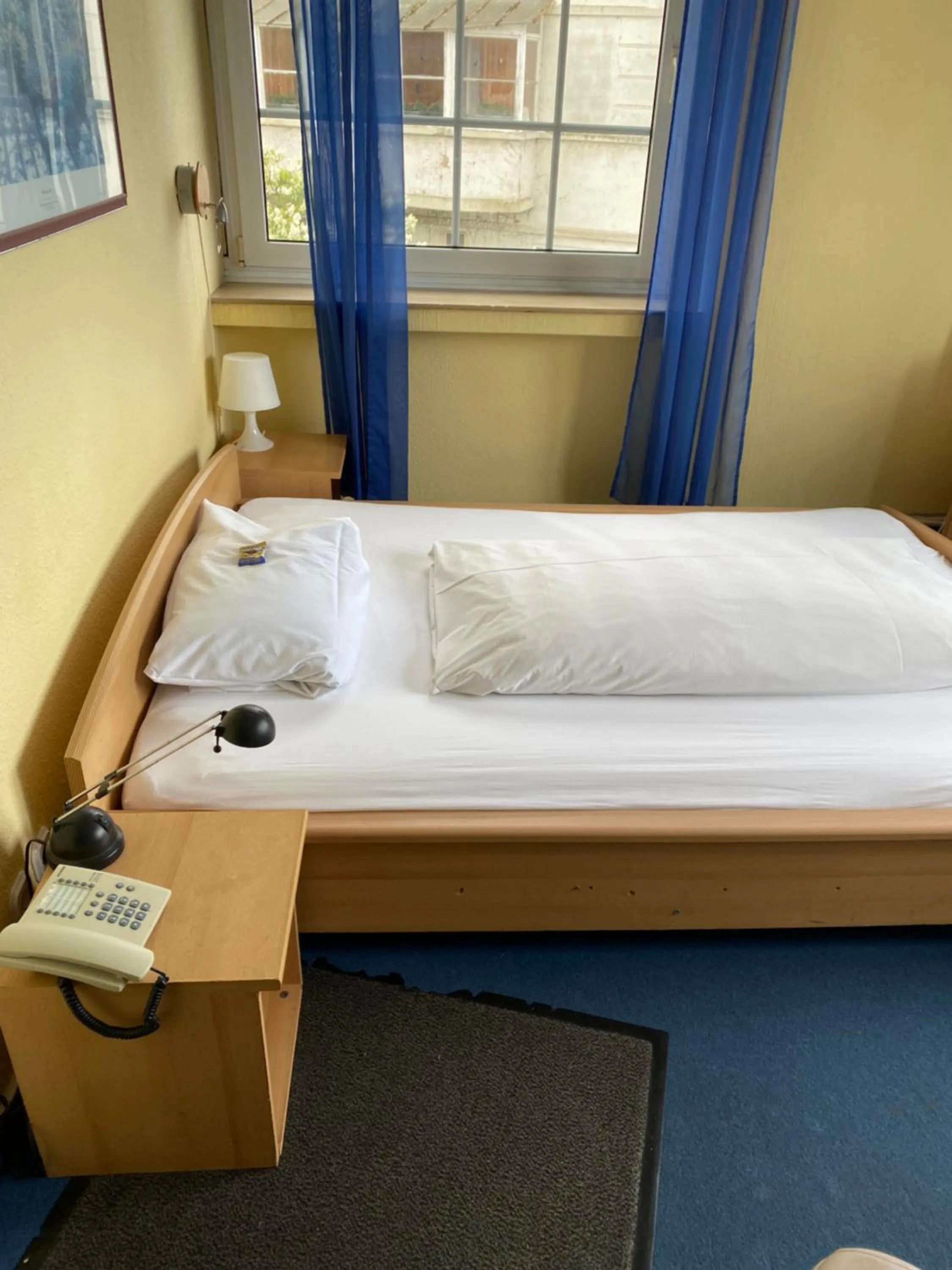 Bedroom, Bed in Gasthaus Rogge