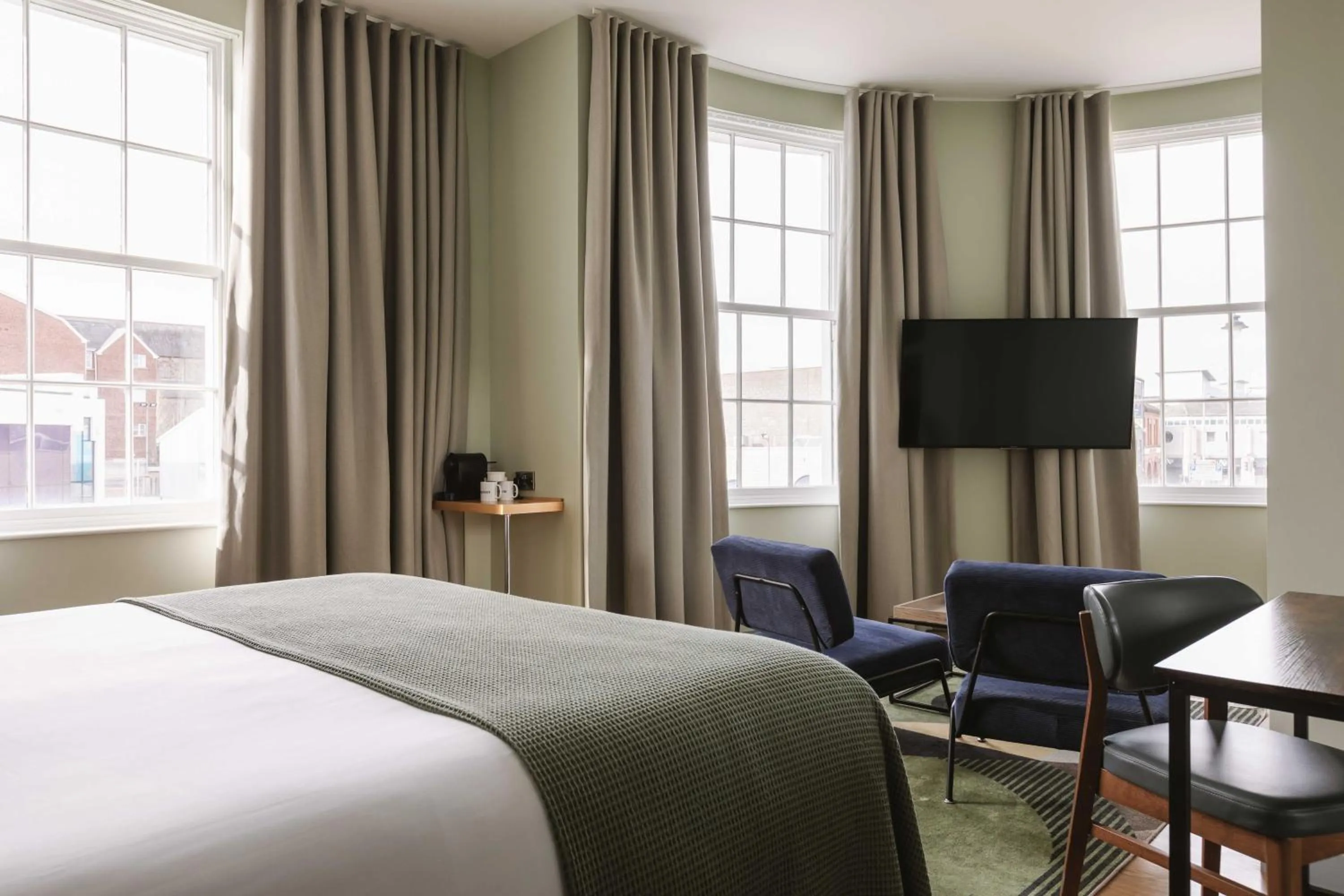 Bedroom, Bed in Haslem Hotel