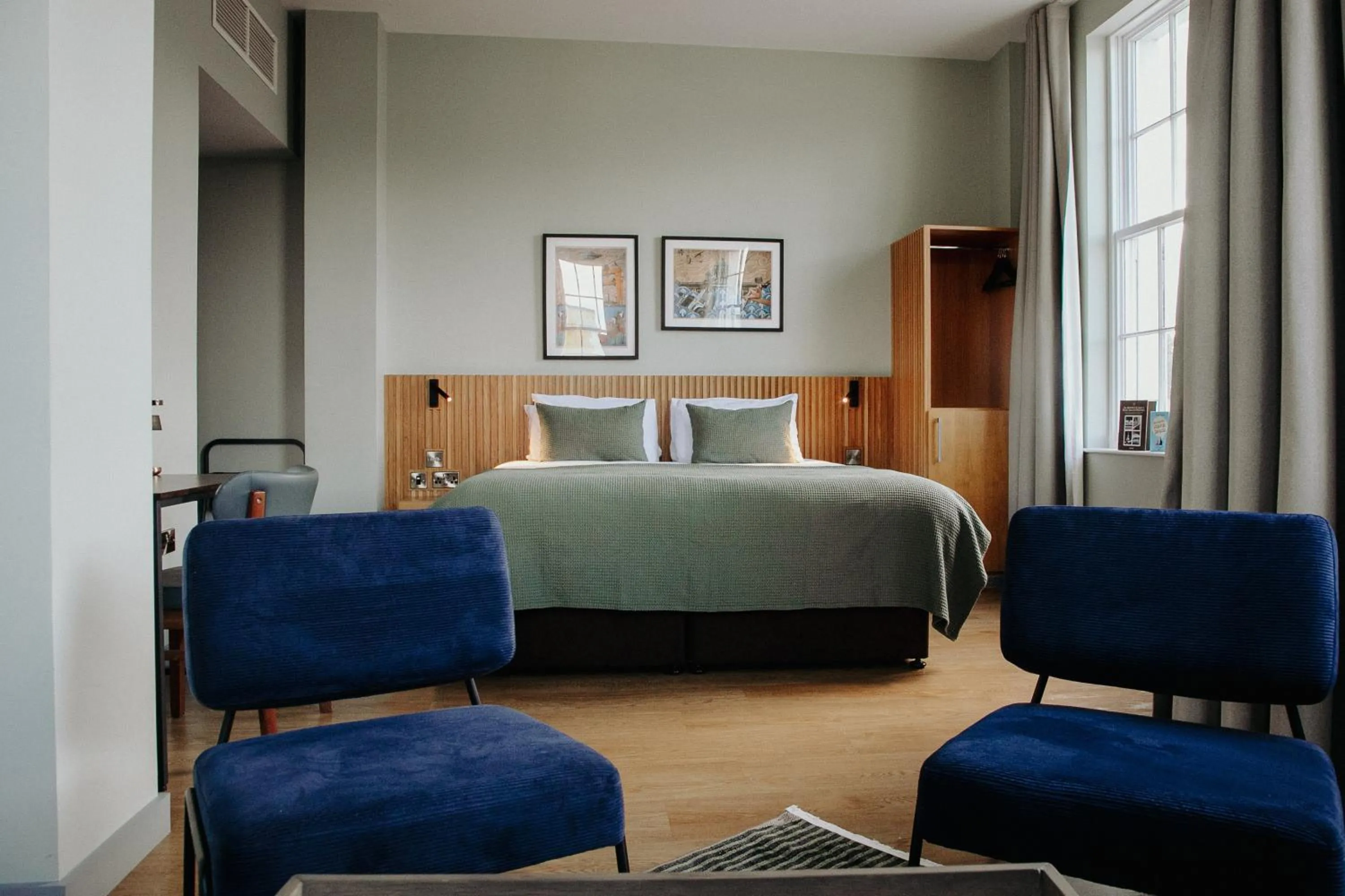 Bedroom, Bed in Haslem Hotel