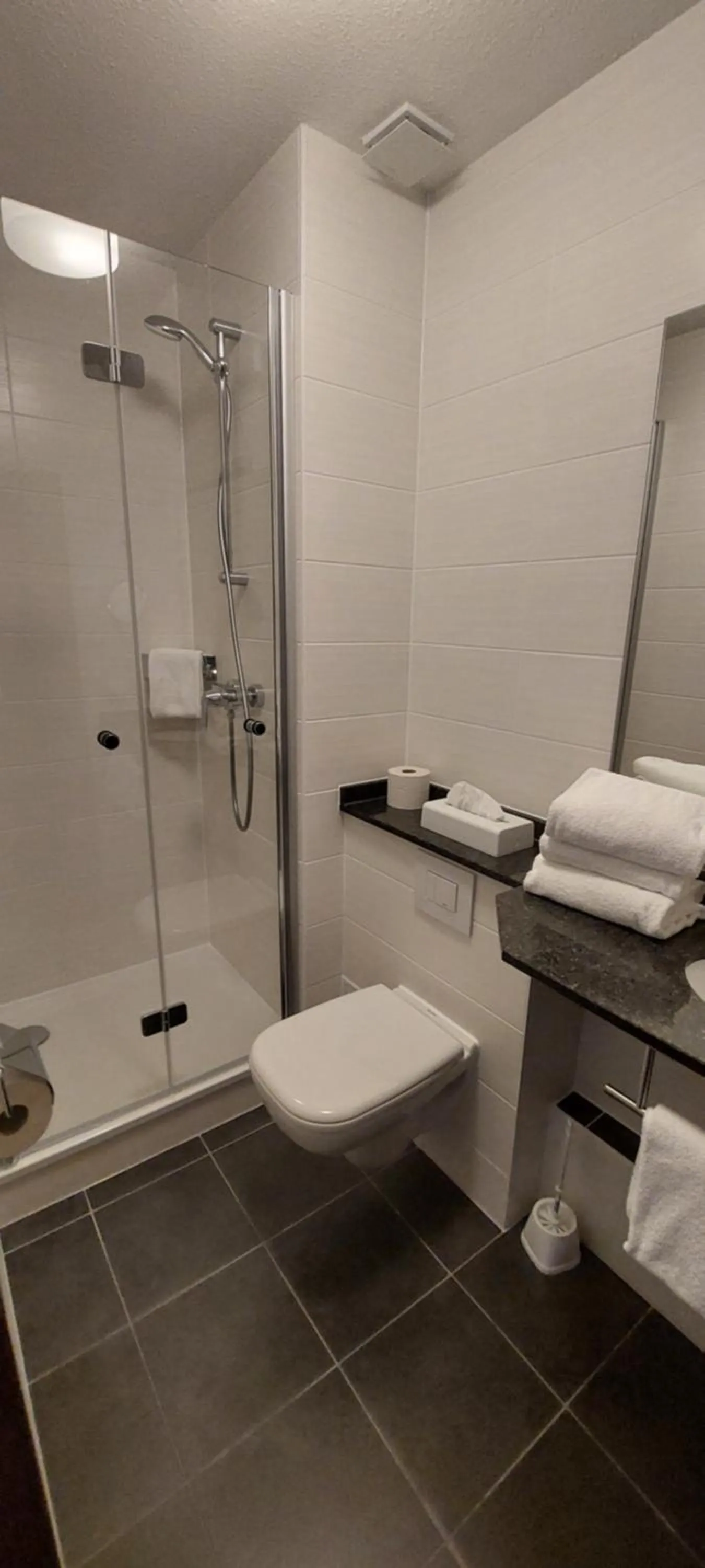 Bathroom in Stadthotel am Bühnenhaus