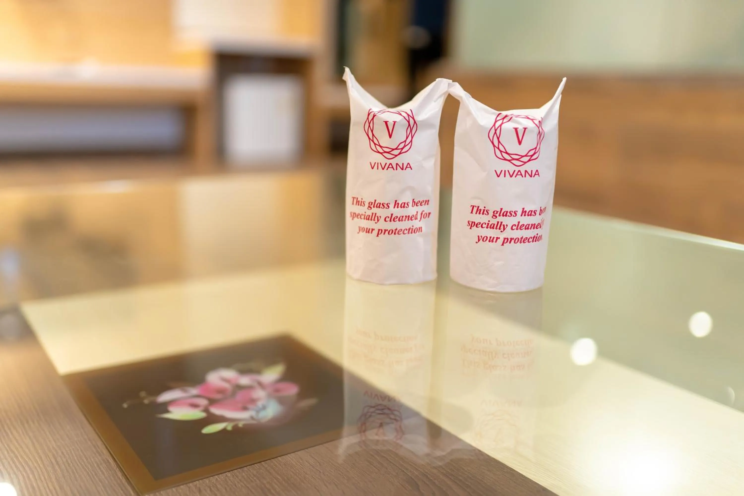 Logo/Certificate/Sign in VIVANA