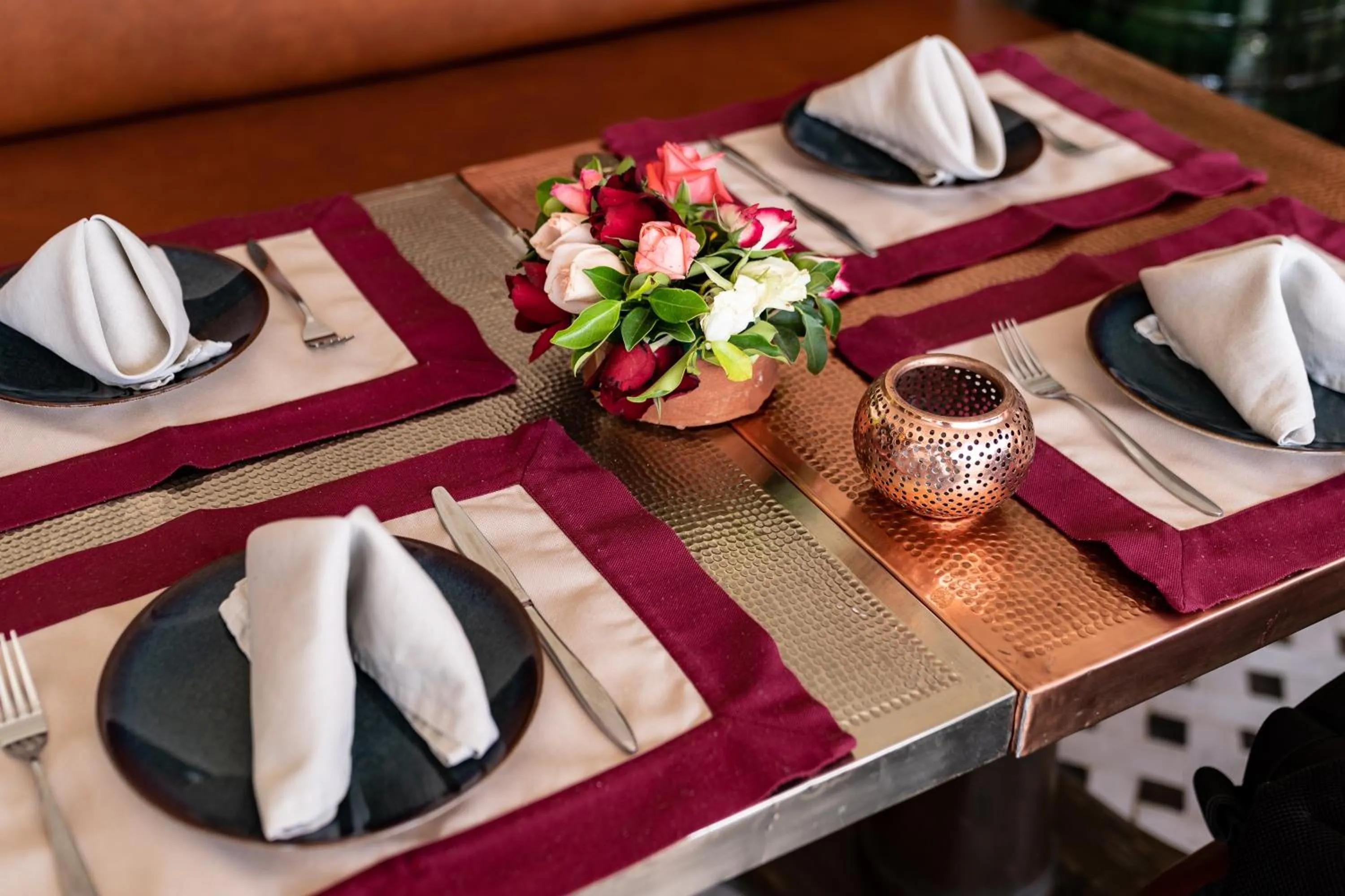Dining area in Riad Wazani Square & SPA