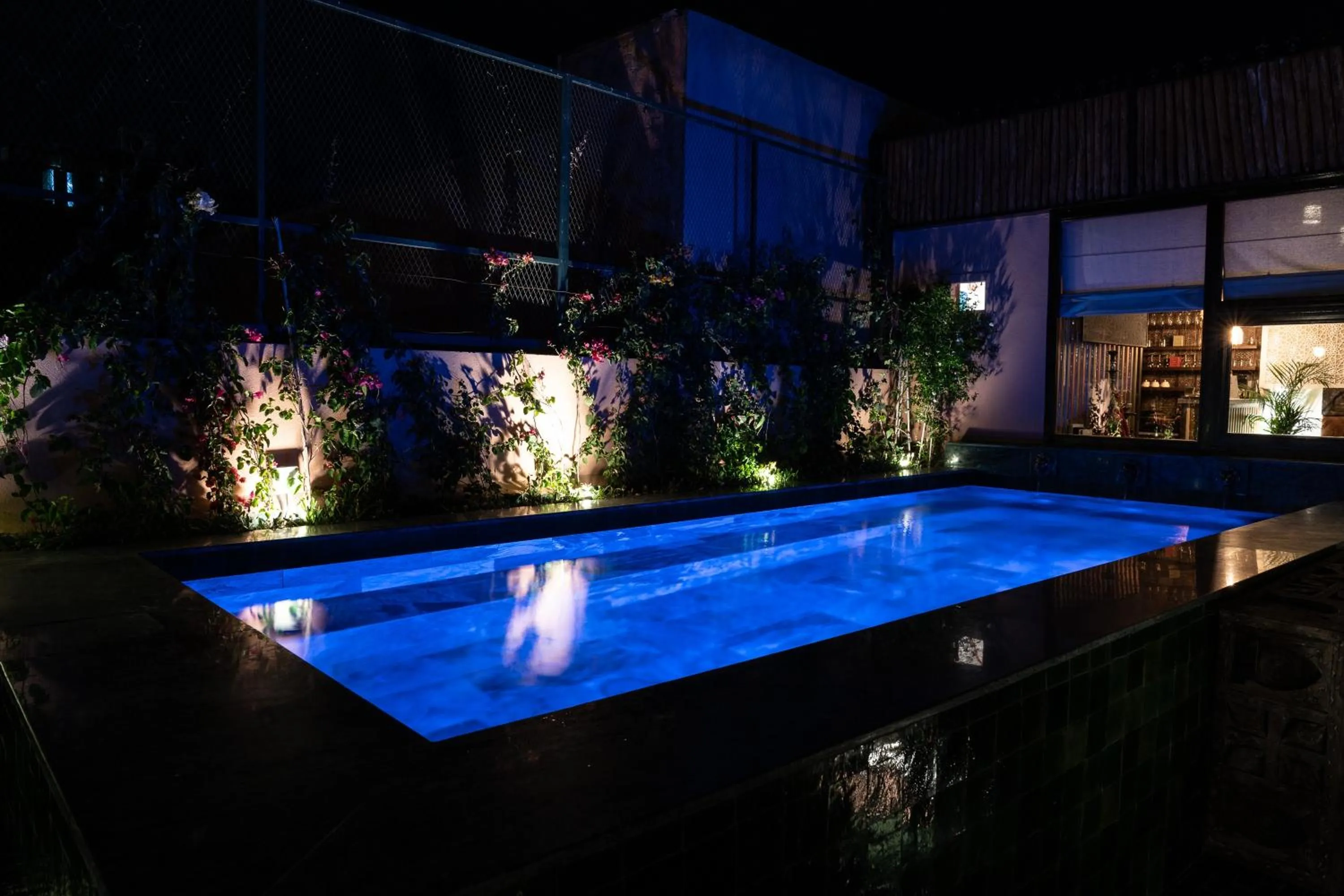 Swimming pool in Riad Wazani Square & SPA